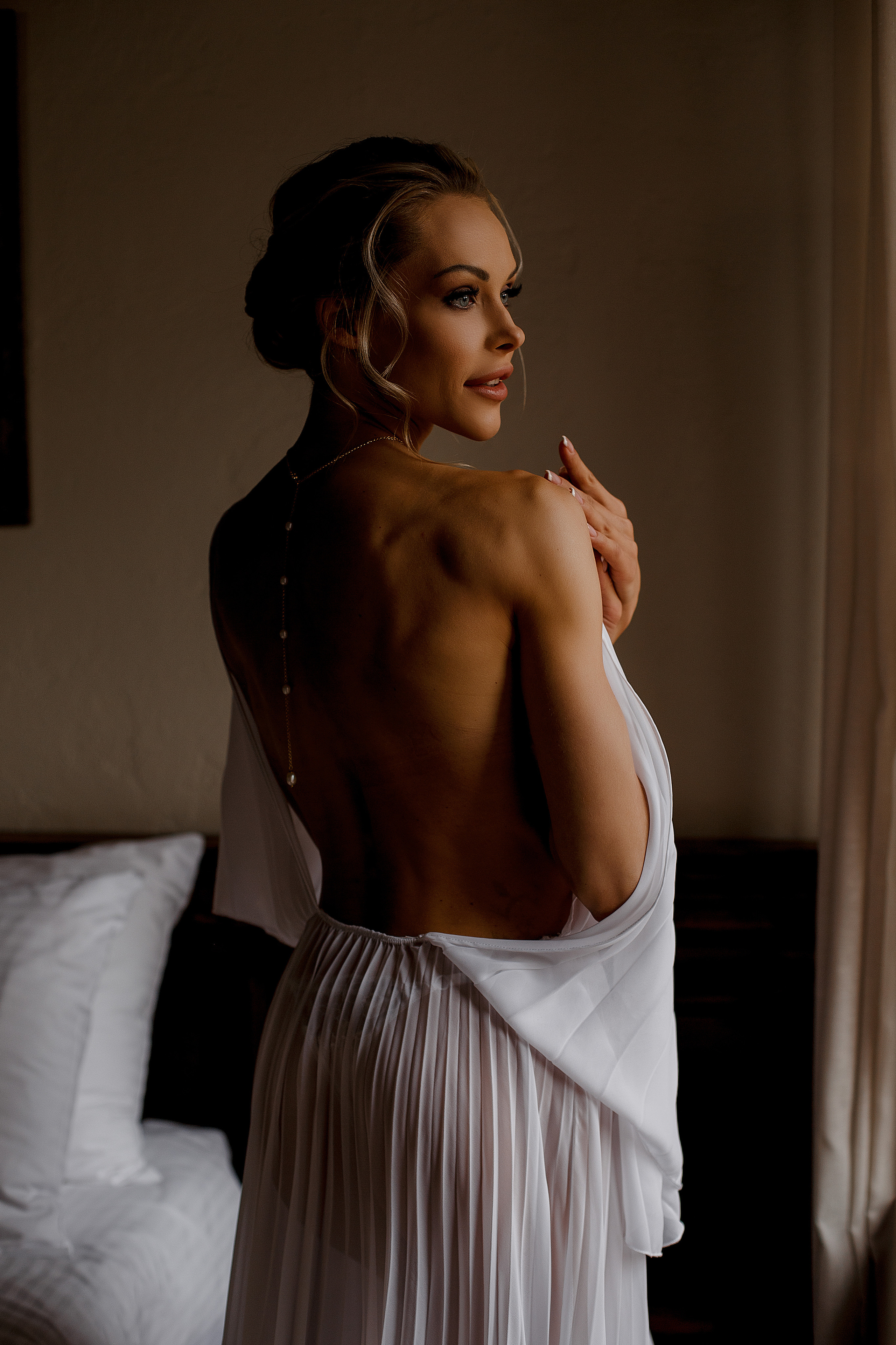 Утро Невесты. сборы в отеле. Свадебный фотограф Санкт-Петербург  Москва