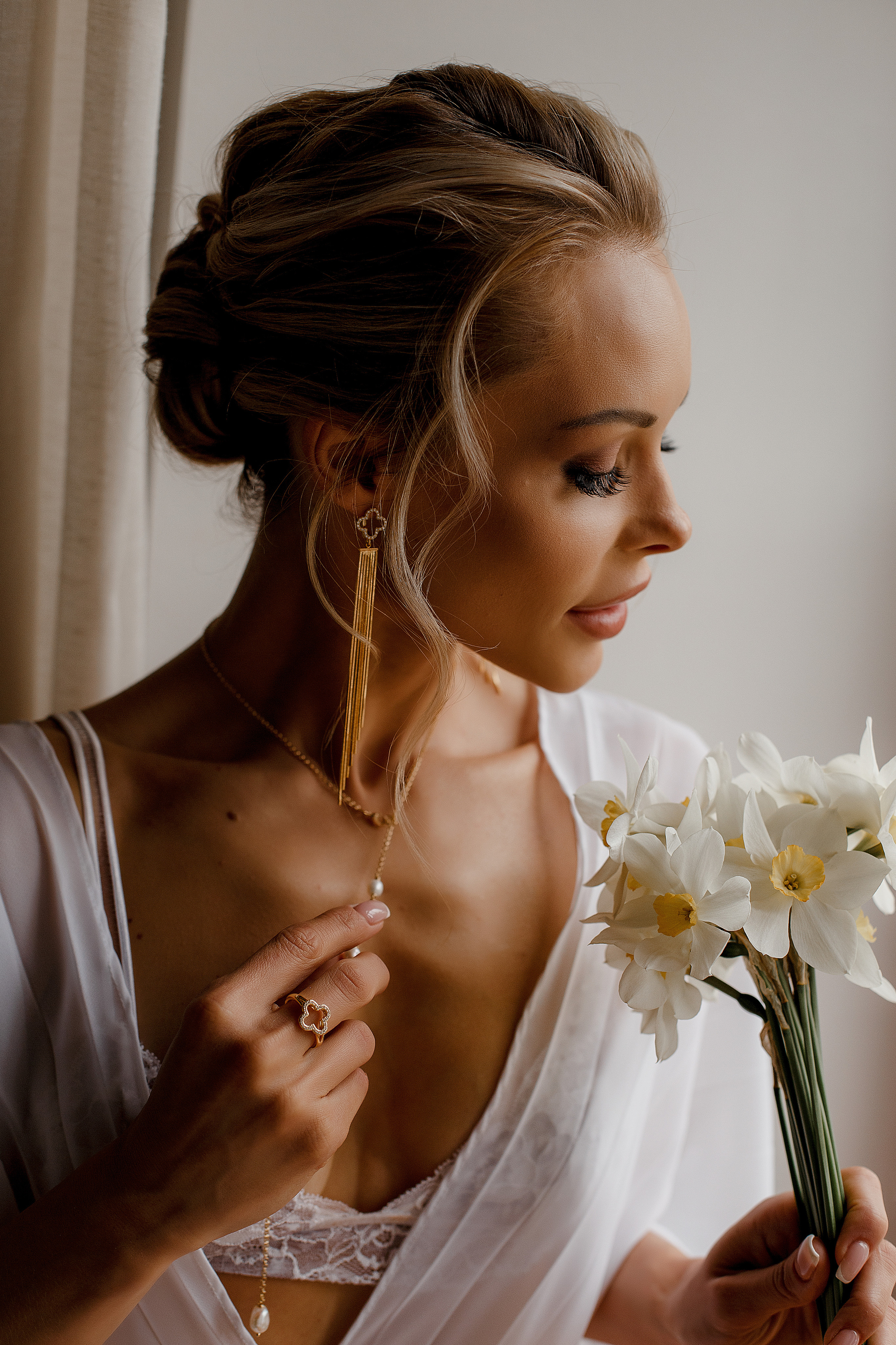 Утро Невесты. сборы в отеле. Свадебный фотограф Санкт-Петербург  Москва