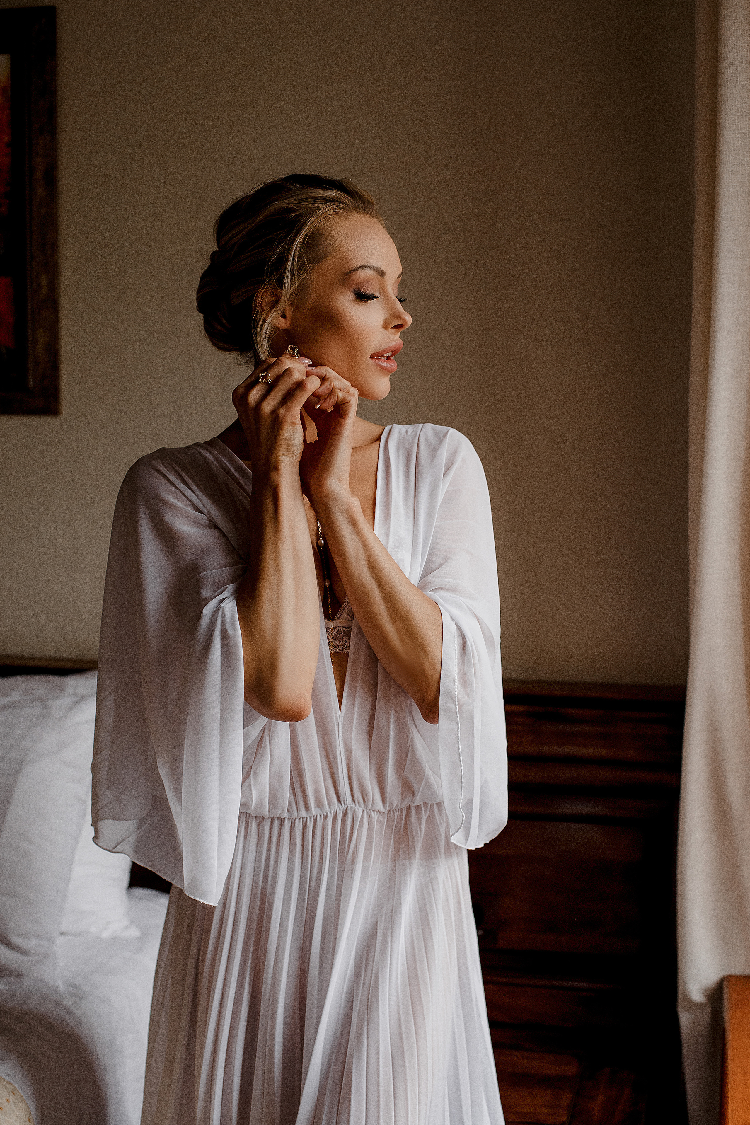 Утро Невесты. сборы в отеле. Свадебный фотограф Санкт-Петербург  Москва