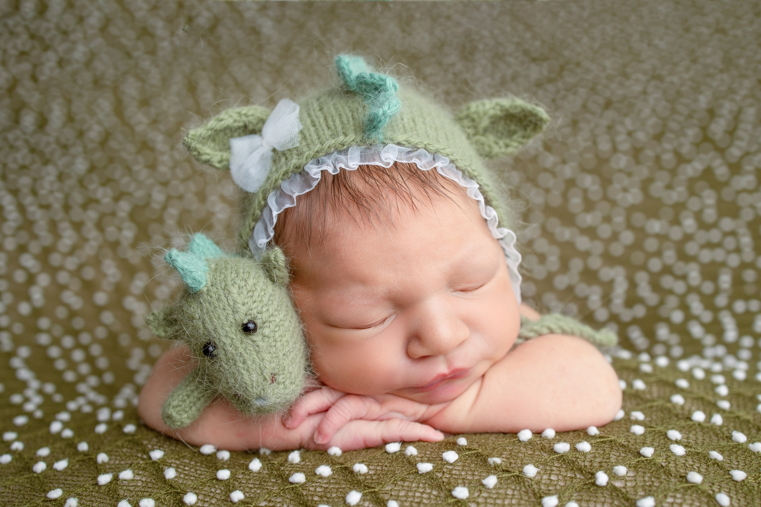 Нежная и милая фотосессия первых дней жизни Вашего ребенка в Минске. Фотограф новорождённых Минск — стоимость newborn фотосессии в Минске