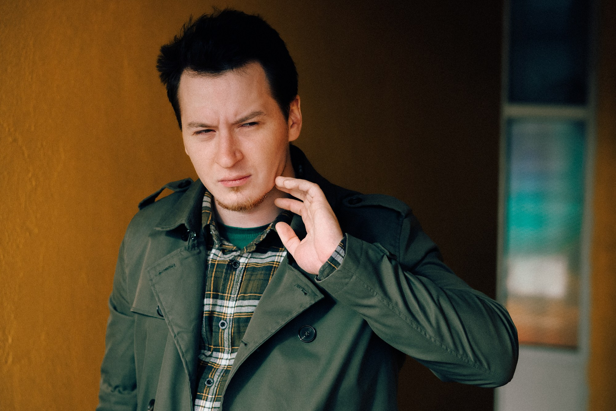 Фотограф Тюмень Дарья Мустафина — Мужская фотосессия на улицах Тюмени. Портретный фотограф Тюмень Дарья Мустафина