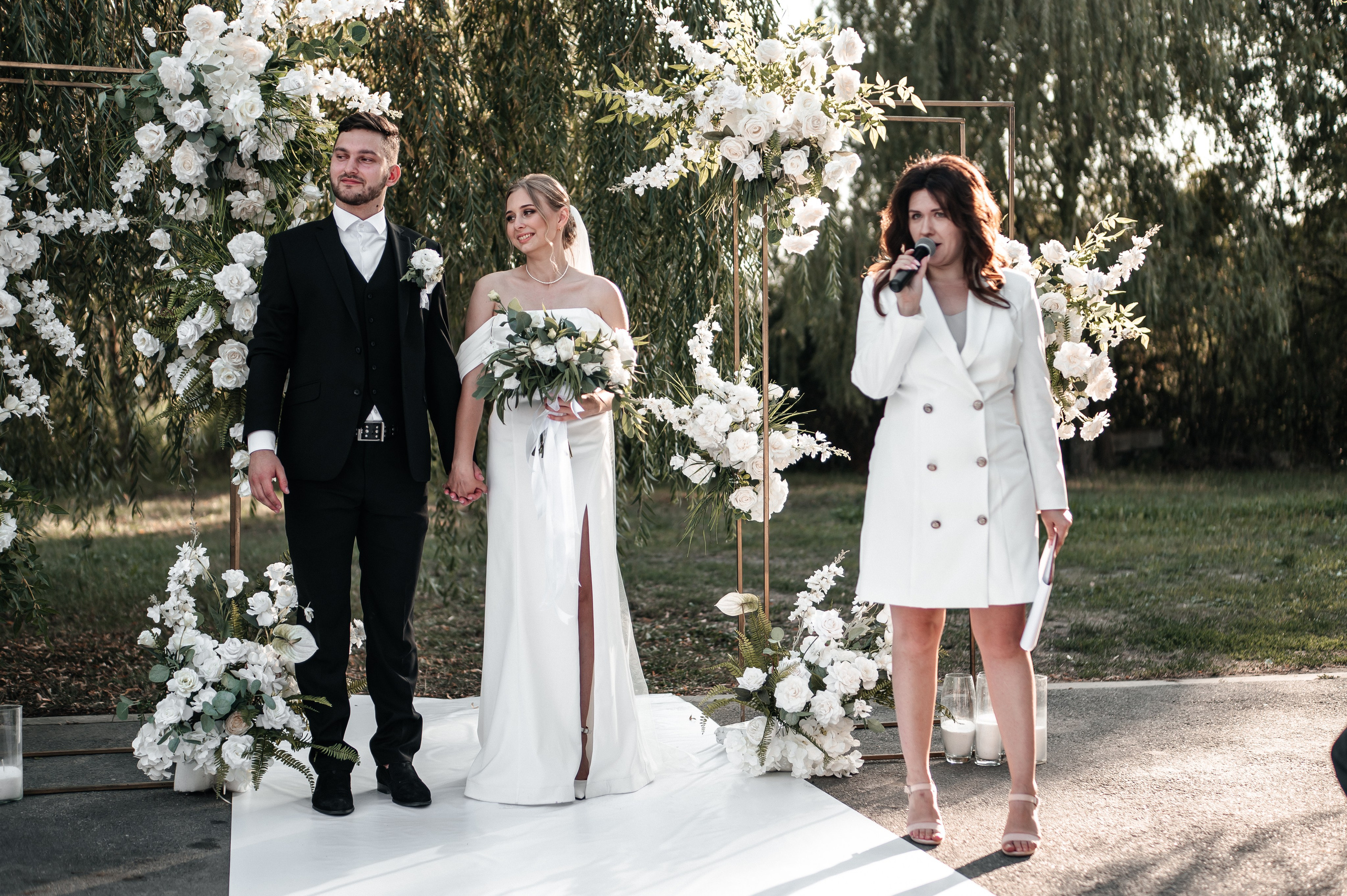 Даниил и Валерия. Черная утка. Полный день. Фотограф Екатерина Бочарникова