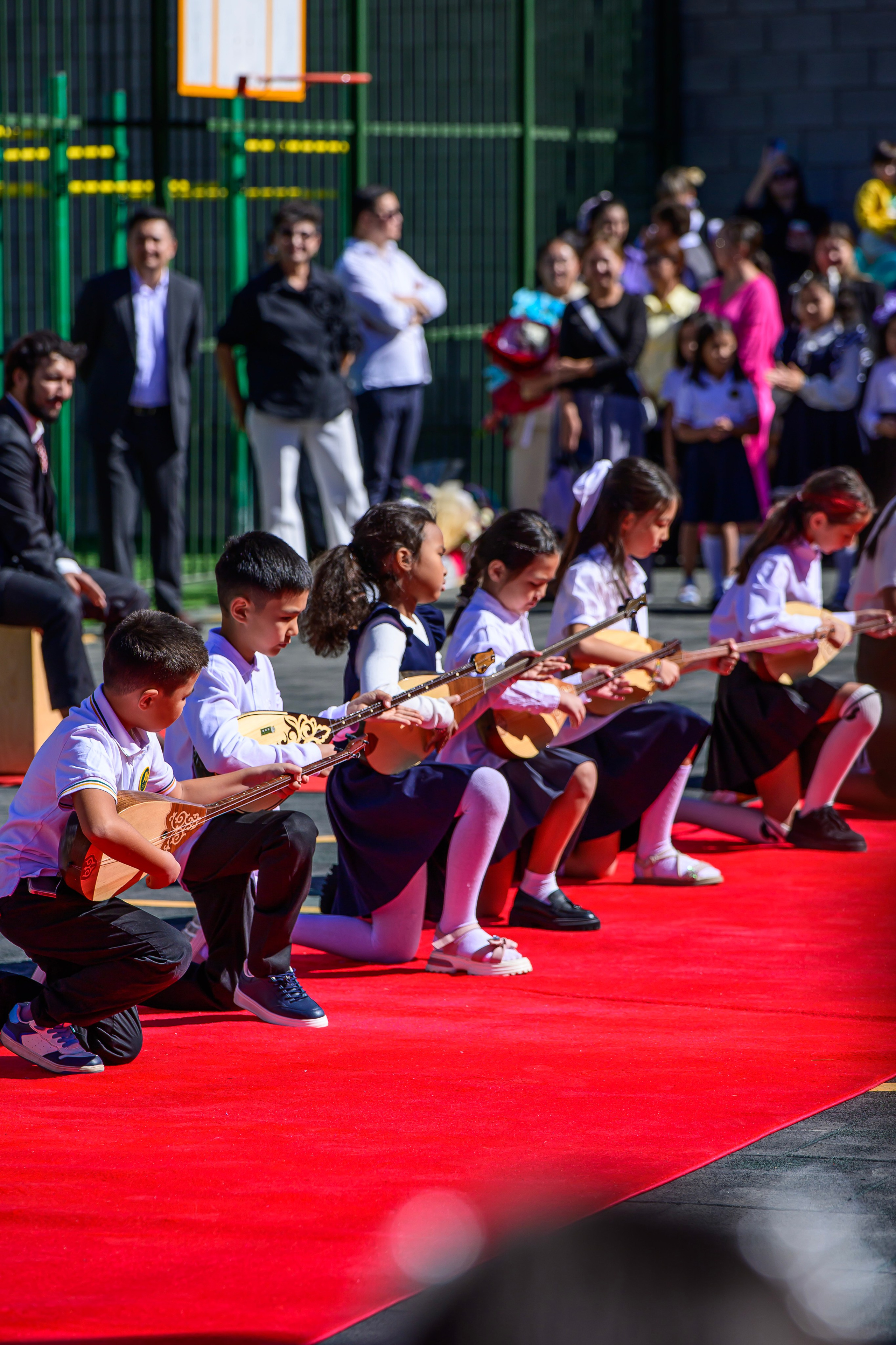 Фотосъемка мероприятия  1 Сентября в Abay International Shool. Фотограф в Алматы Егор Поленов