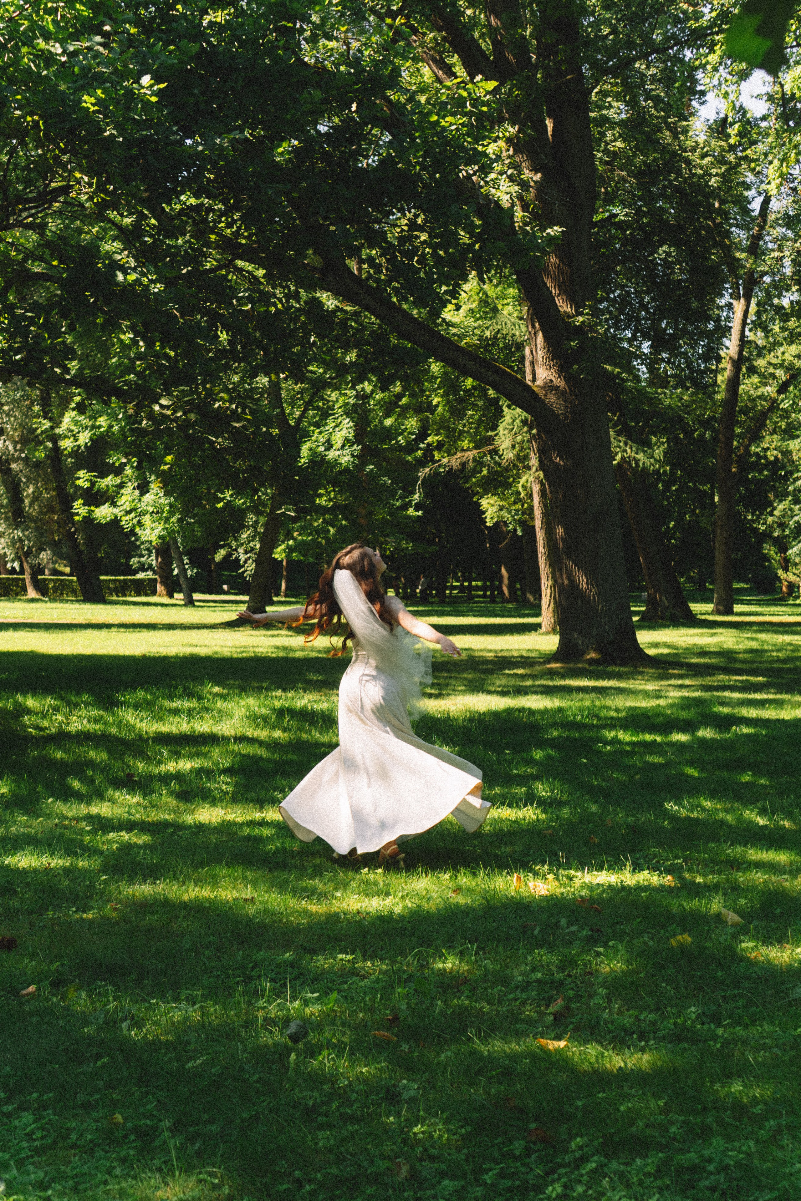 СВАДЕБНАЯ СЬЕМКА В ПЕТЕРГОФЕ И СЬЕМКА РЕПОРТАЖА В ЗАГСЕ ПЕТЕРГОФА. Профессиональный фотограф, Санкт-Петербург — Виктория Богомолова