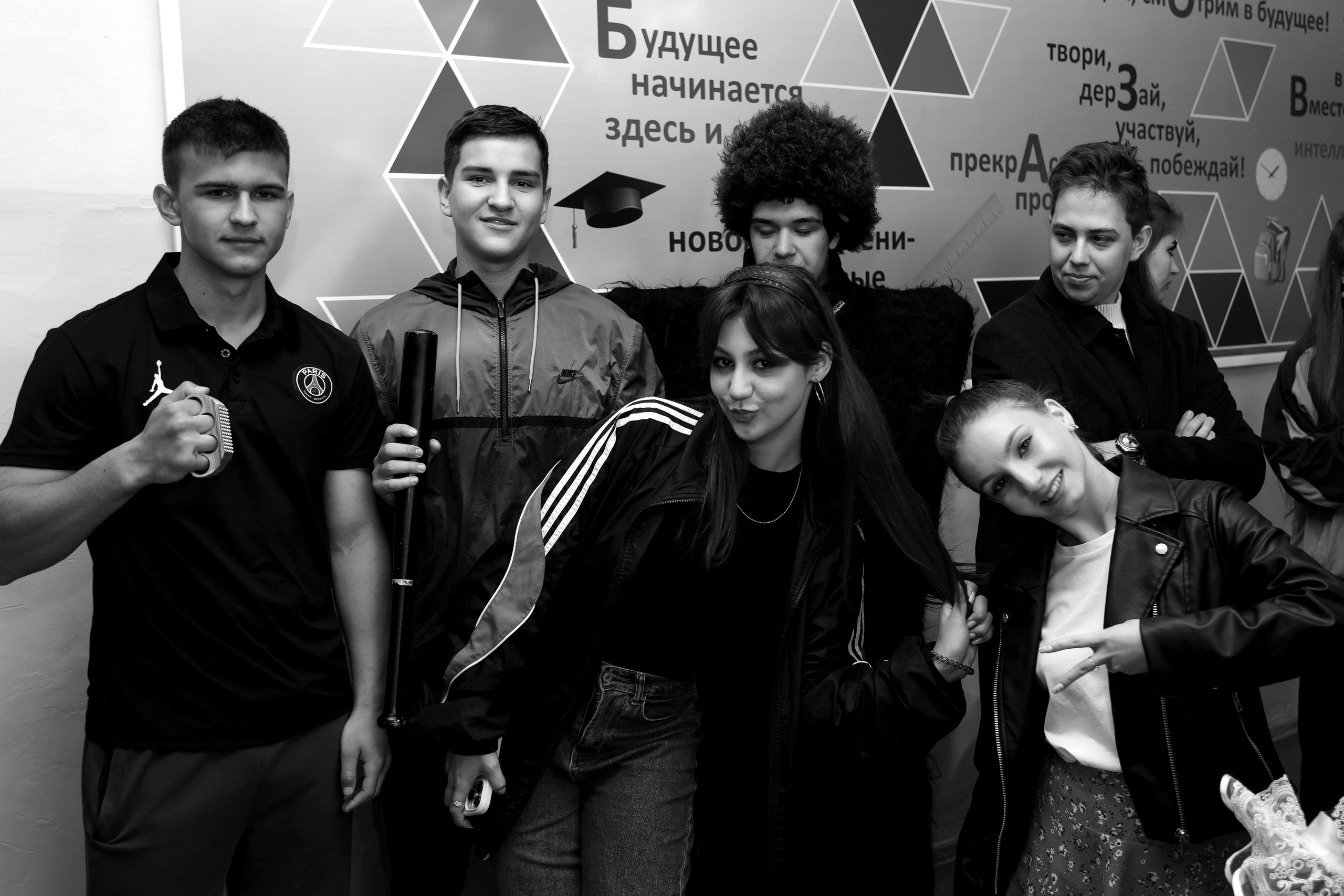 11 класс день не послушания в школе. Фотограф Любовь Корниенко, Примоский край