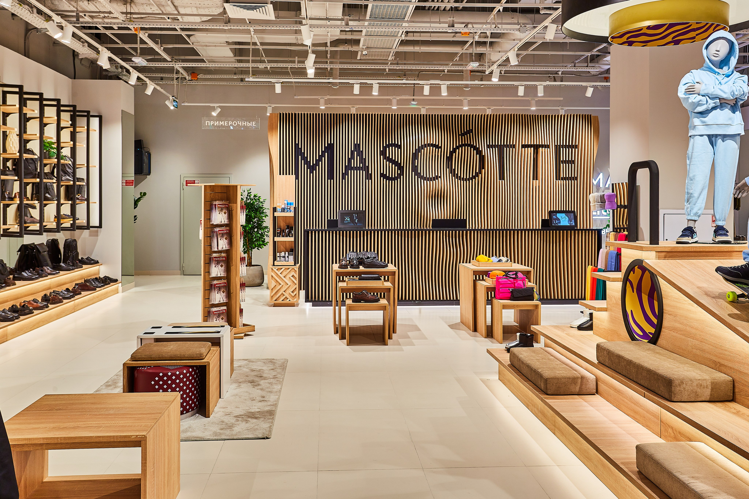 Съемка торгового магазина. Фотограф Руслан Потапов в Краснодаре