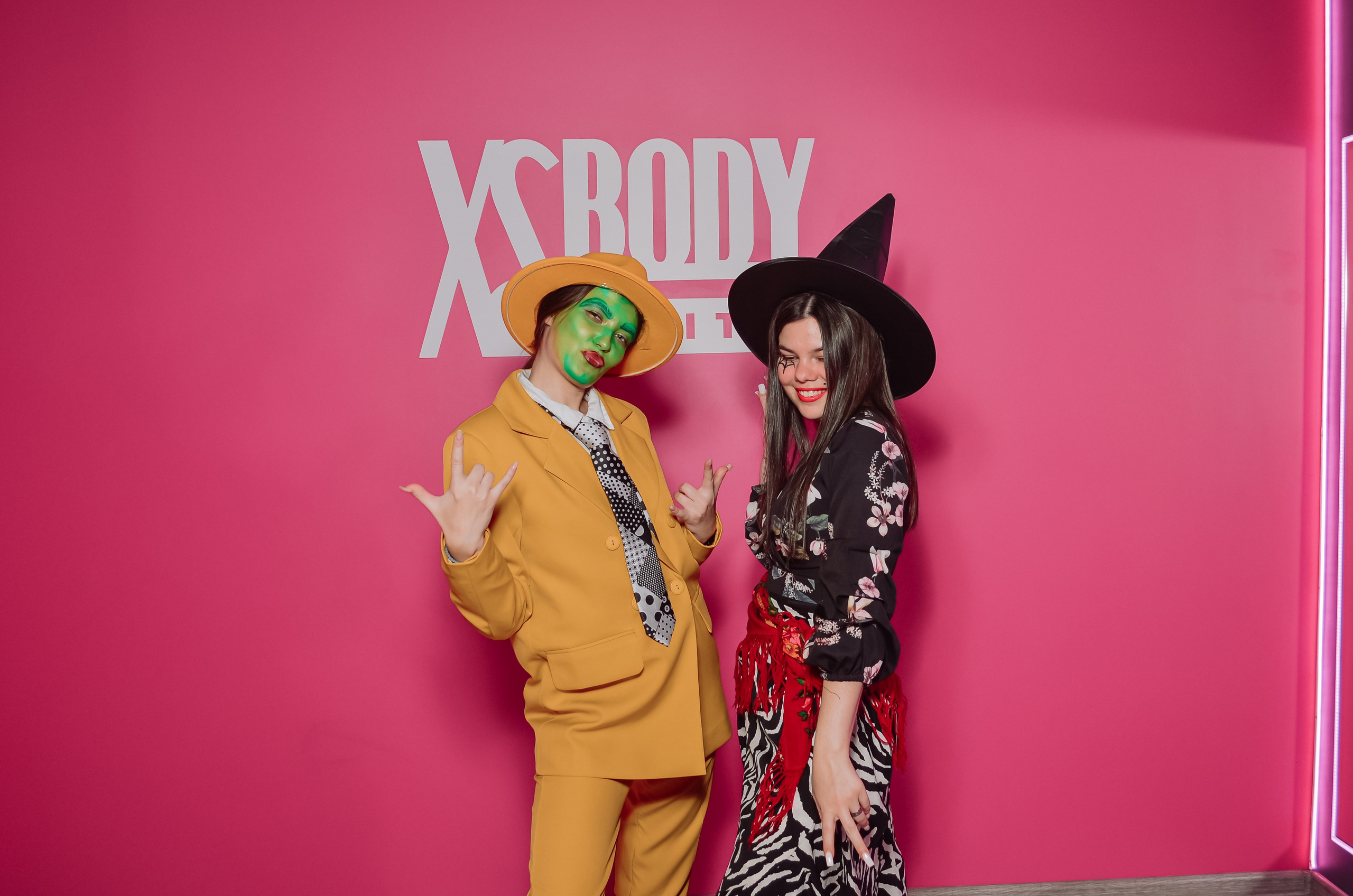 Фоторепортаж мероприятия в фитнес-клубе. Денисова Аля — фотограф для парных съемок и индивидуальных историй в Барнауле