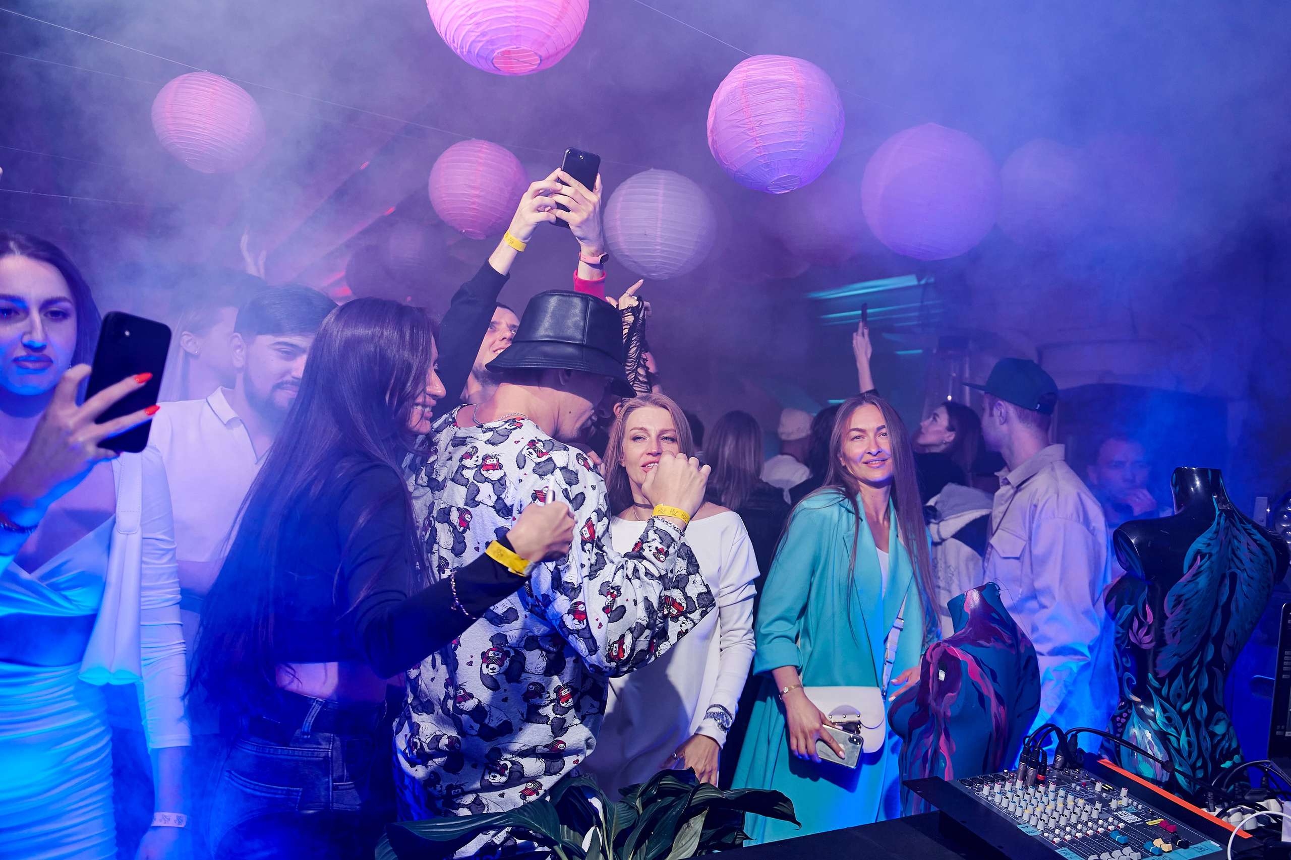 LeBurg — Summer Fairy Tale (хедлайнер Влад Соколовский). Фотограф Постольник Дарья