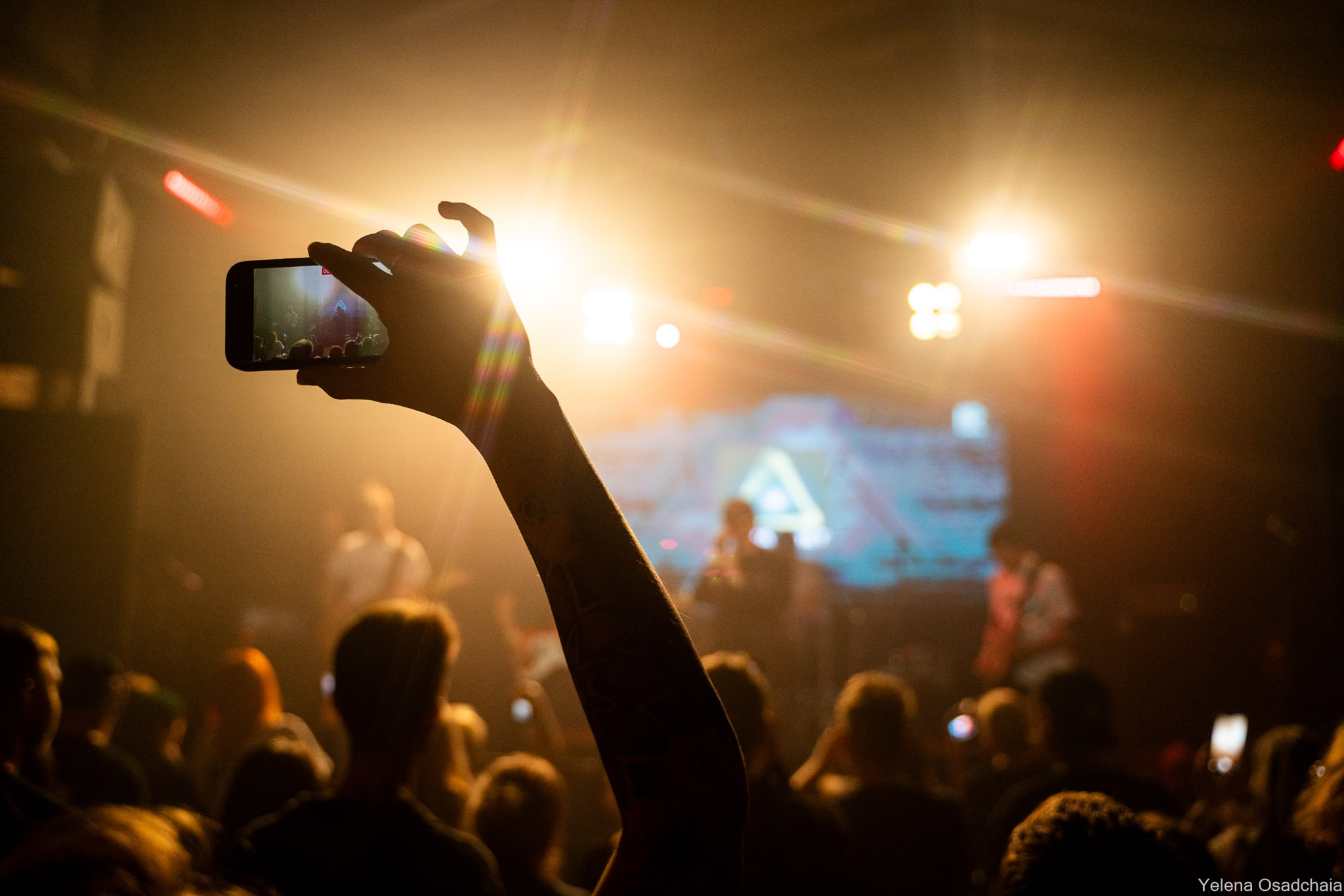 Крик Наташечки в новом составе. Елена Осадчая — фотографирую музыку на сцене и в жизни