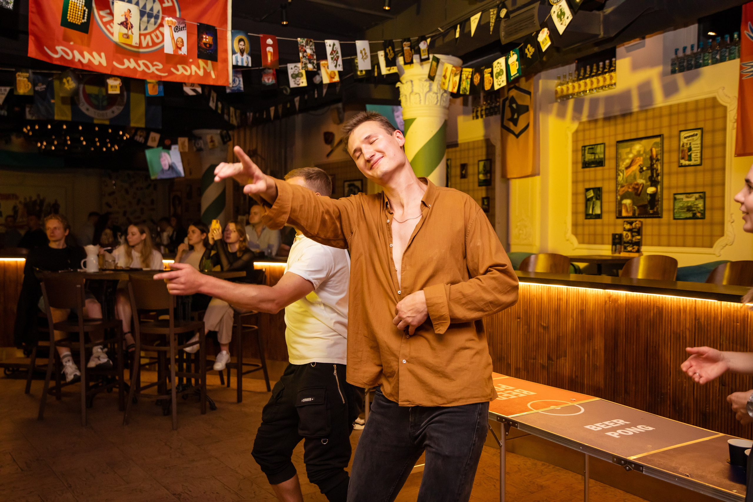 Паб 12. Репортажный фотограф Минск ❘ Костецкий Илья ❘ Беларусь