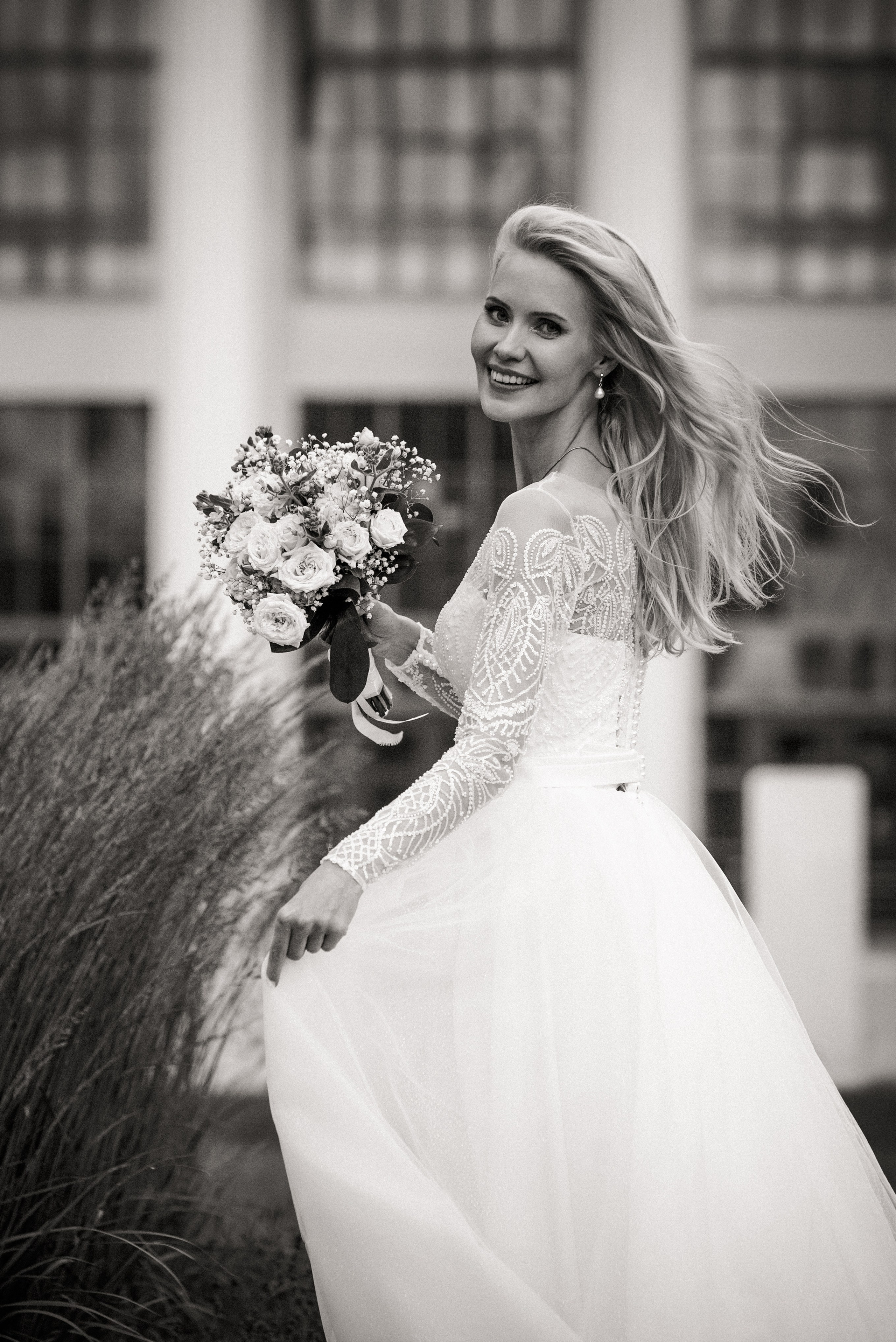 Свадебная фотосессия на ВДНХ. Свадебный и семейный фотограф в Москве и Подмосковье Лариса Козлова