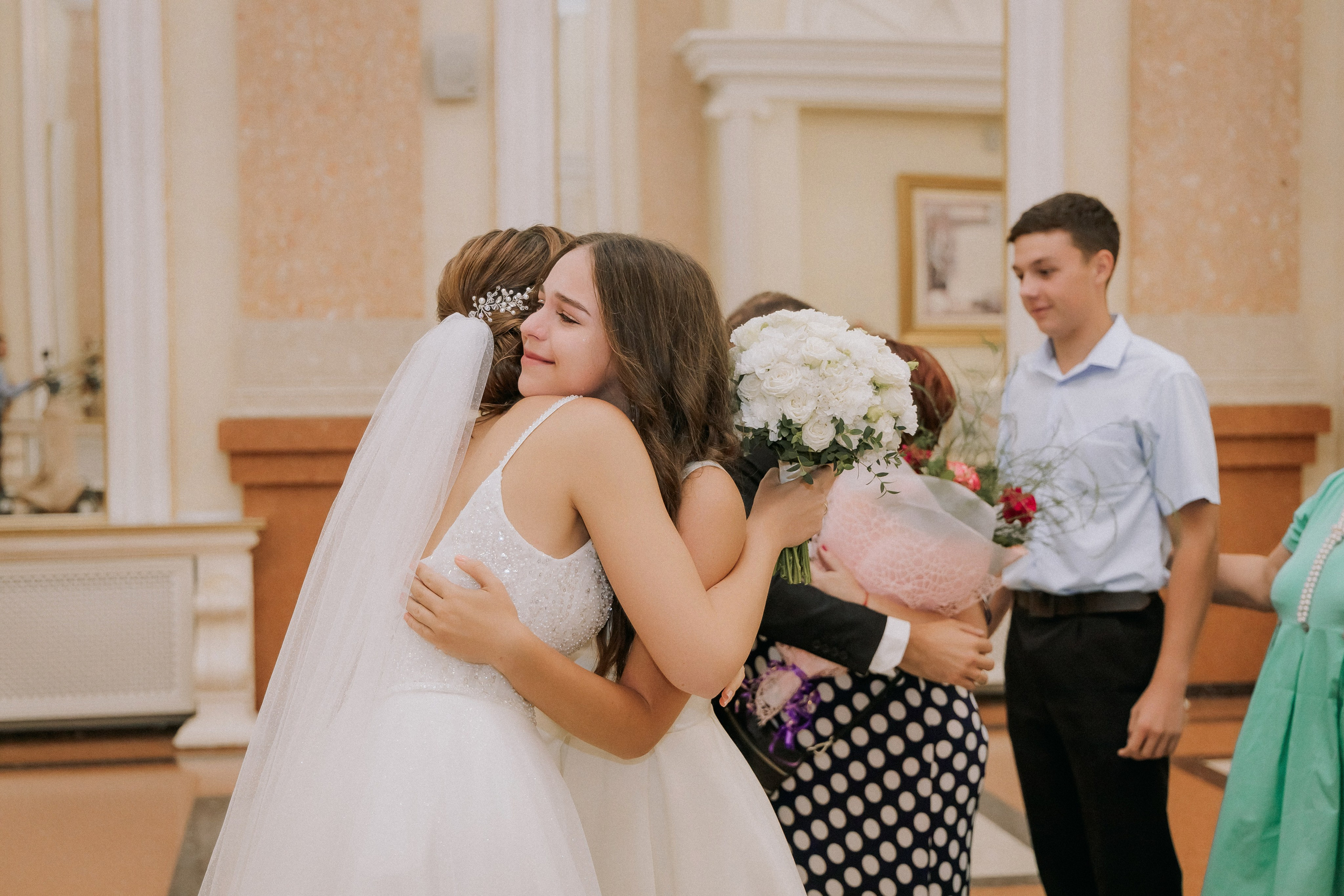 Свадебная прогулка Екатерины и Евгения. Свадебная фотография. Арина Рубах