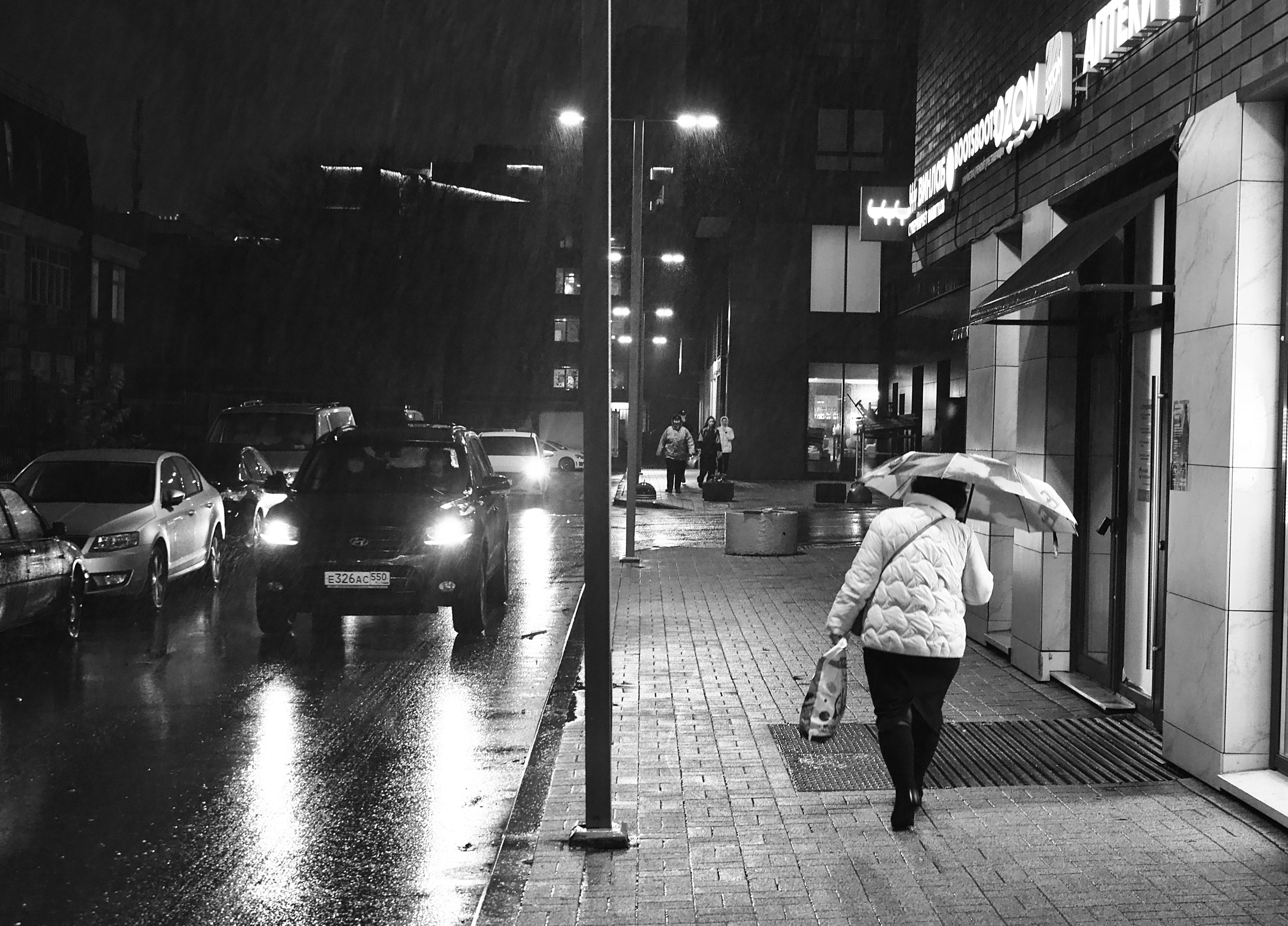 Стрит-фотография прохожих. KUPINИ | ФОТО — сайт портфолио по мультижанровой съёмке | фотограф Сергей Мар