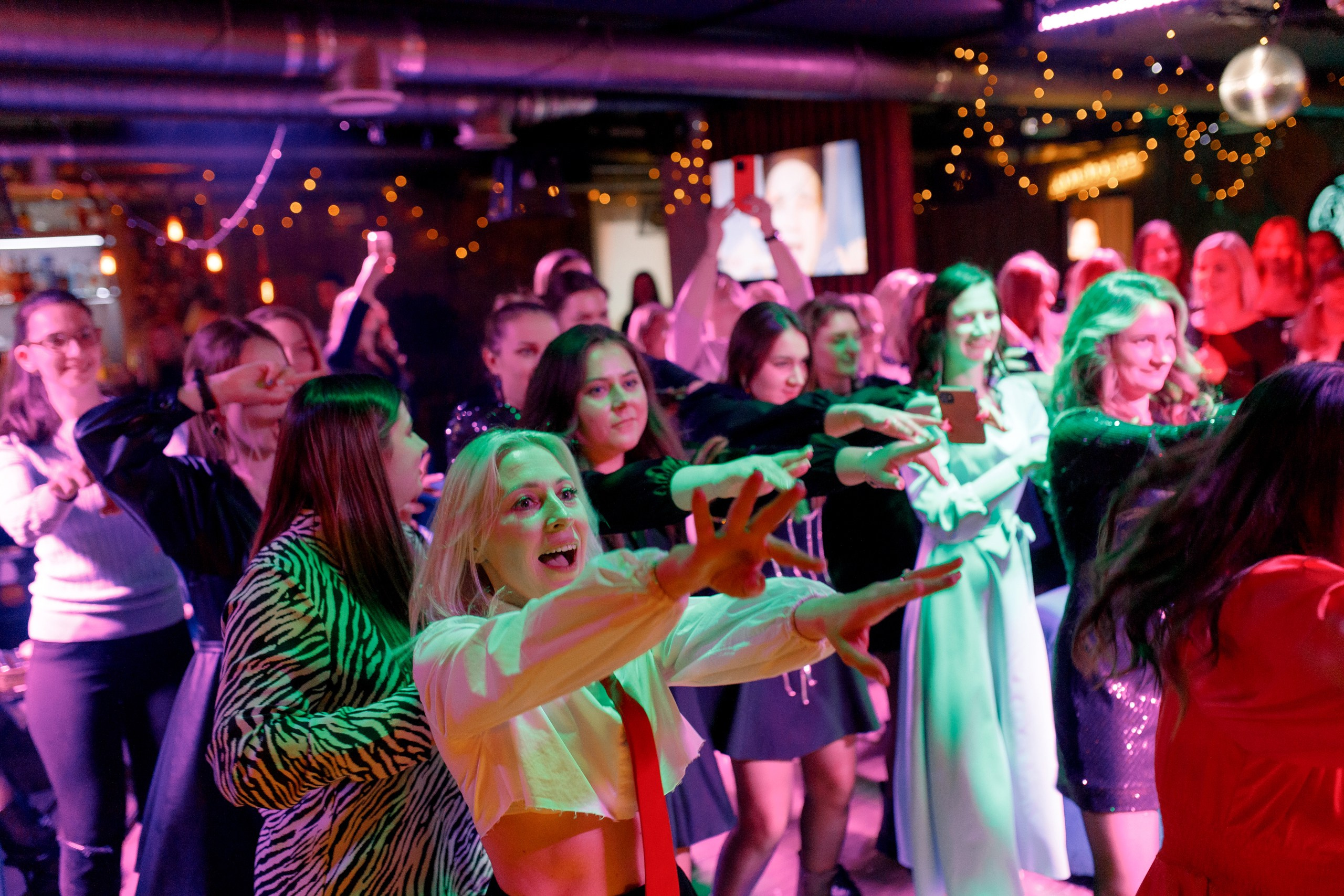 23/12/23 Новогоднее караоке в Мята Спортивная Действия. Мята Спортивная — Кальянная, караоке, бар в Минске