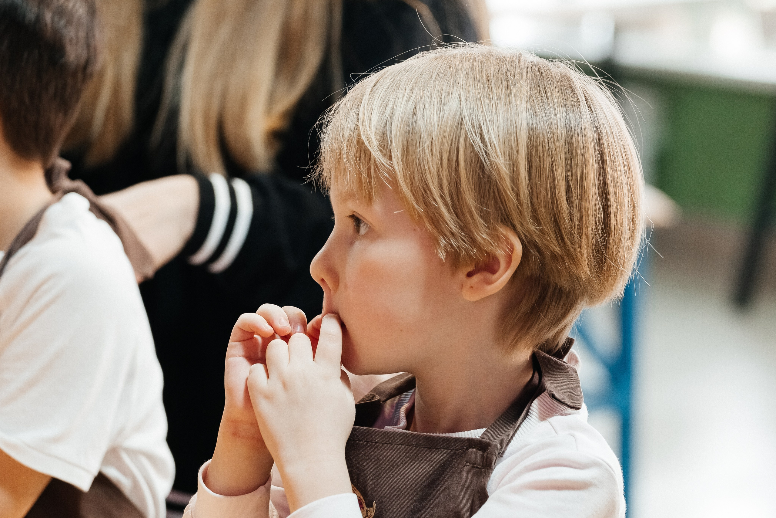 Детский мастер-класс в «АРТиШОК». Фотограф Кемерово | Сергей