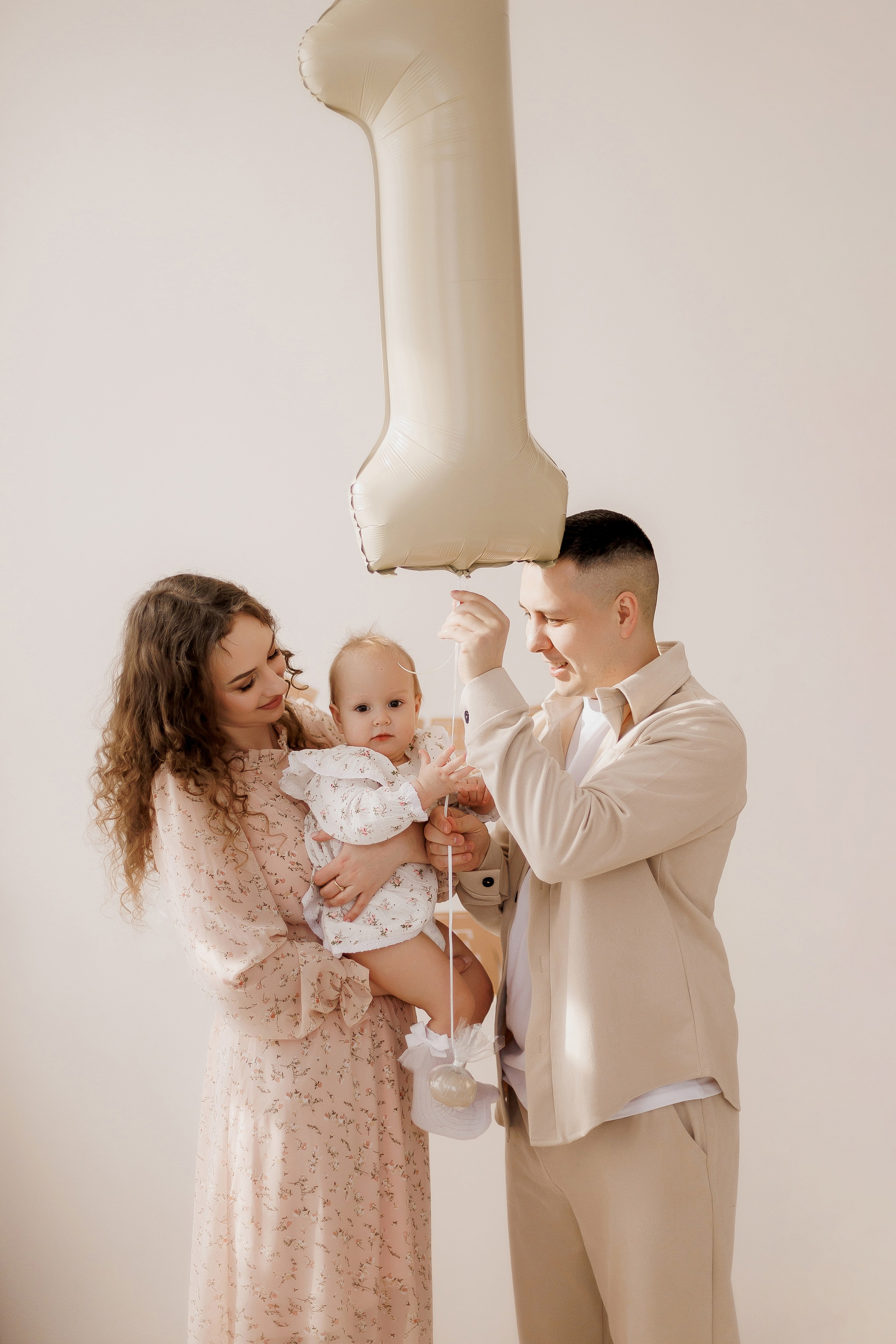 Алена, Максим и Ксюшенька. Свадебный и портретный фотограф в Миассе Филиппенко Дарья