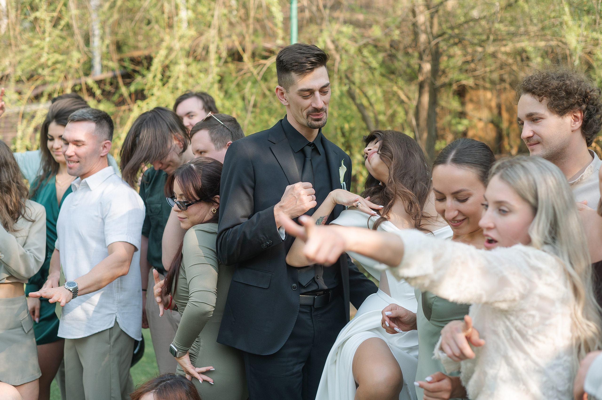 Динамичная свадьба где гости были активными участниками праздника. Свадебный фотограф в Ярославле Денис Медоваров