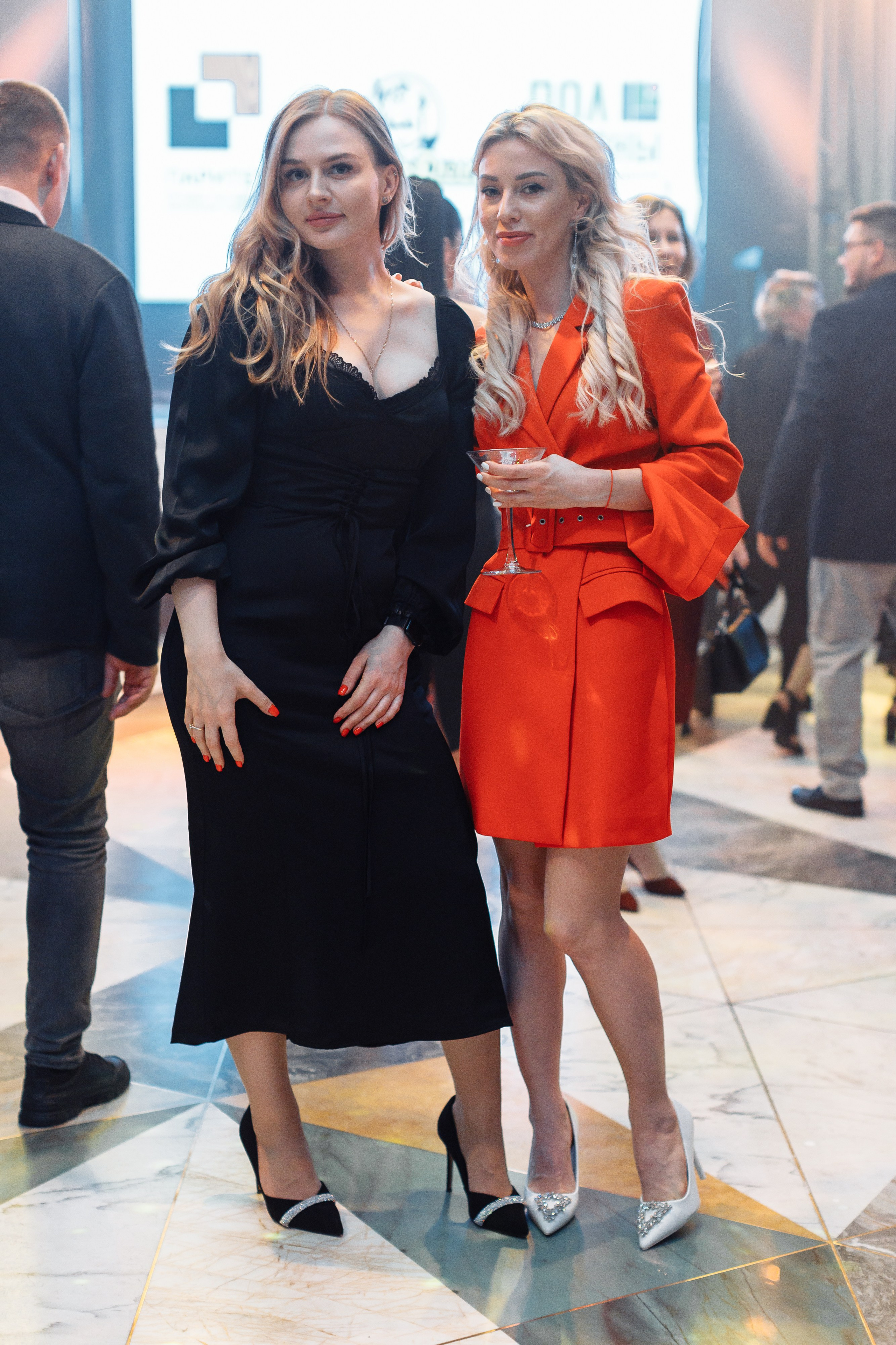 Корпоратив ПолСтраны. Свадебный и портретный фотограф в Королёве Сергей Чихарев