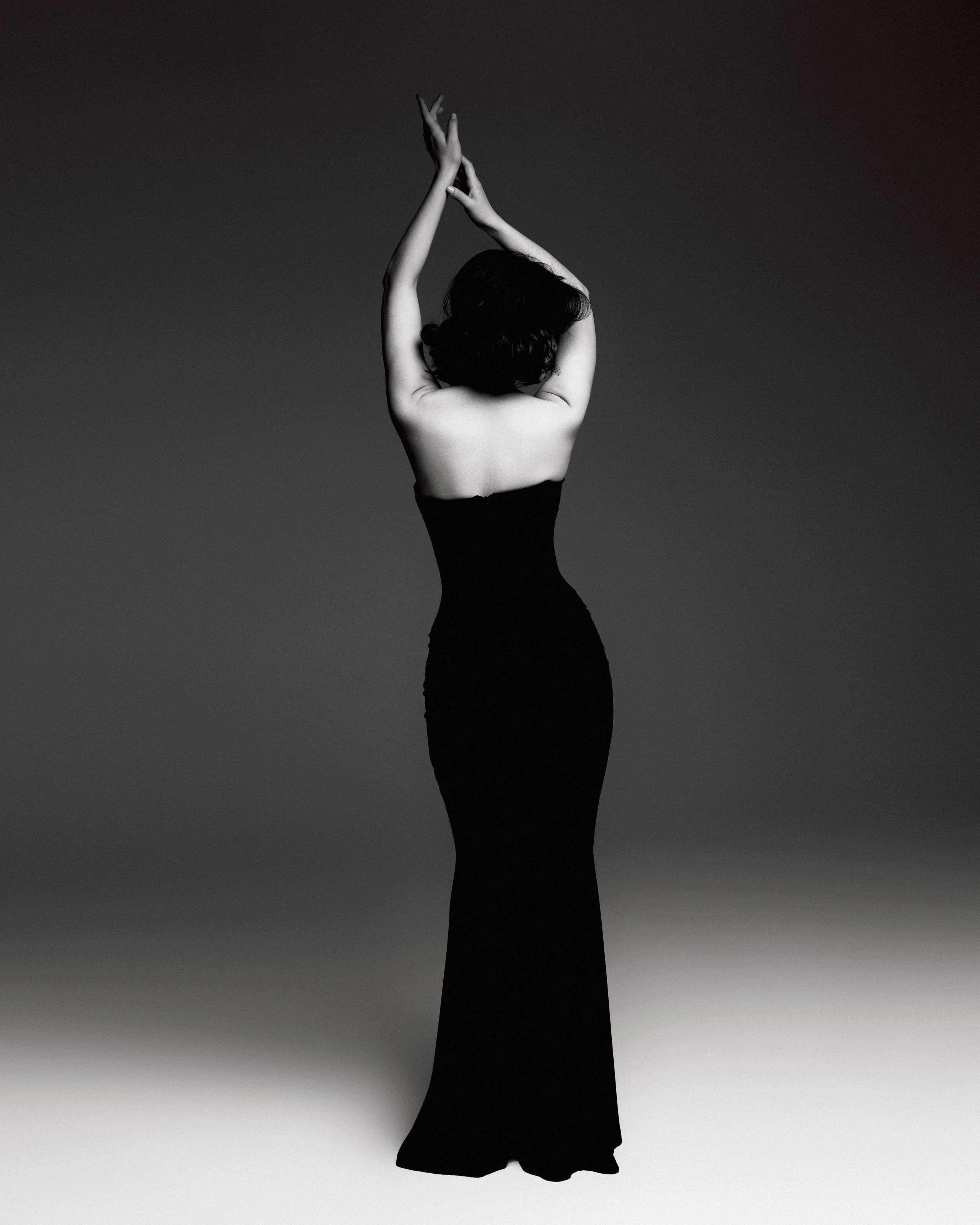 Найка Казиева (Женский стендап ТНТ). Shakhveledova.ru