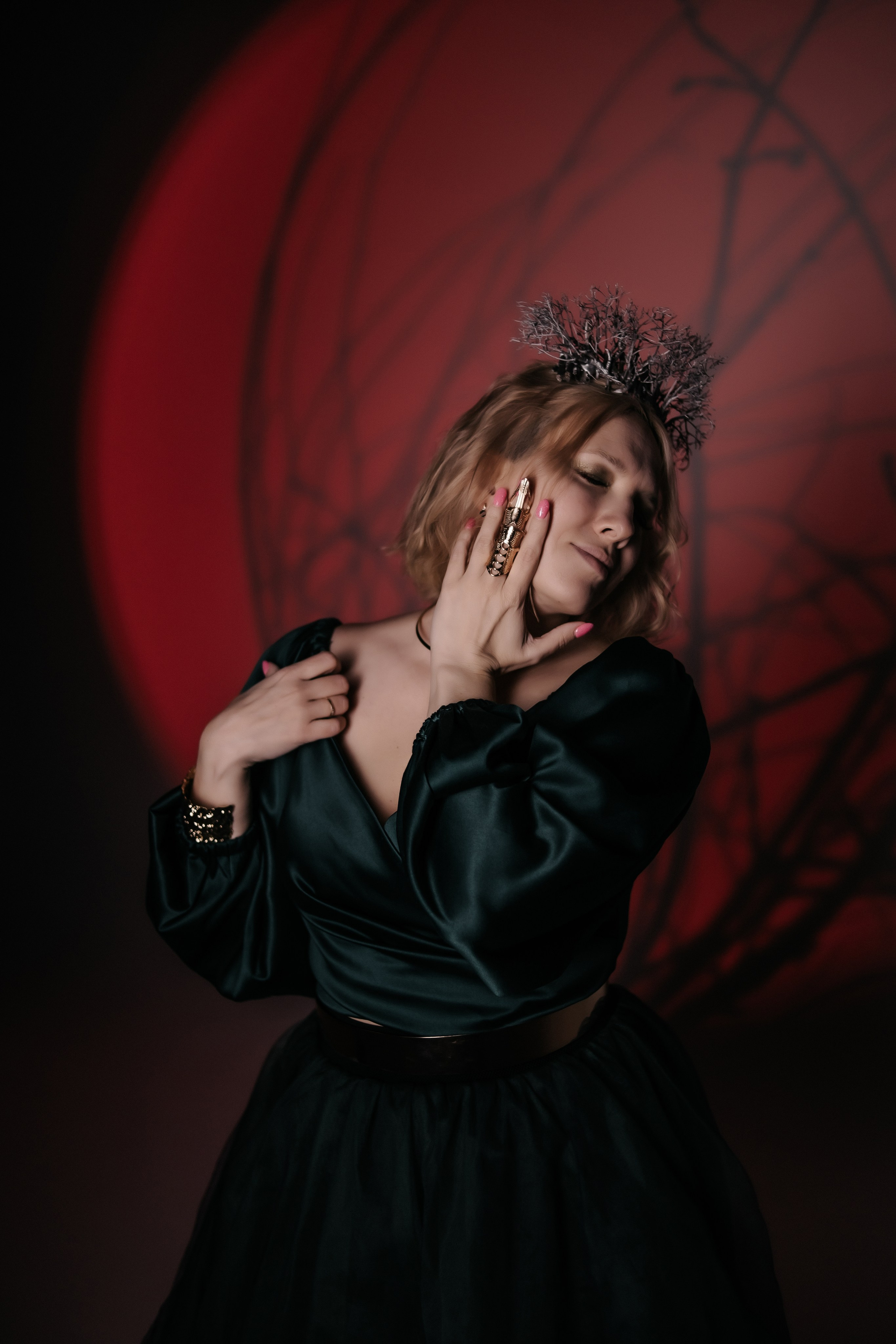 Ирина. Мистический лес. Фотограф Регина Крикунова г. Красноярск