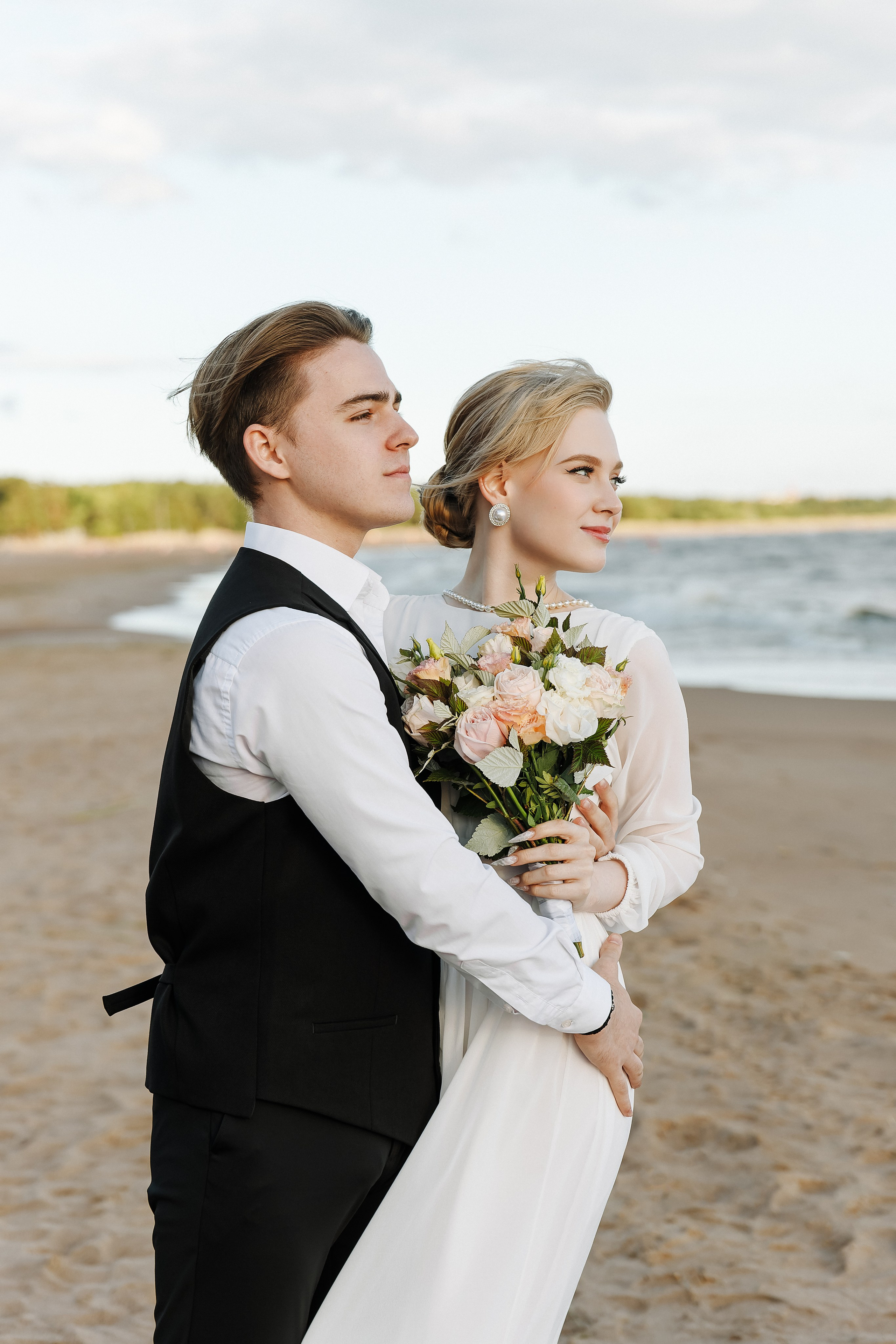 Яна и Давид — свадебная фтосессия на заливе. Свадебный и портретный фотограф в Санкт-Петербурге Анна Демьянова