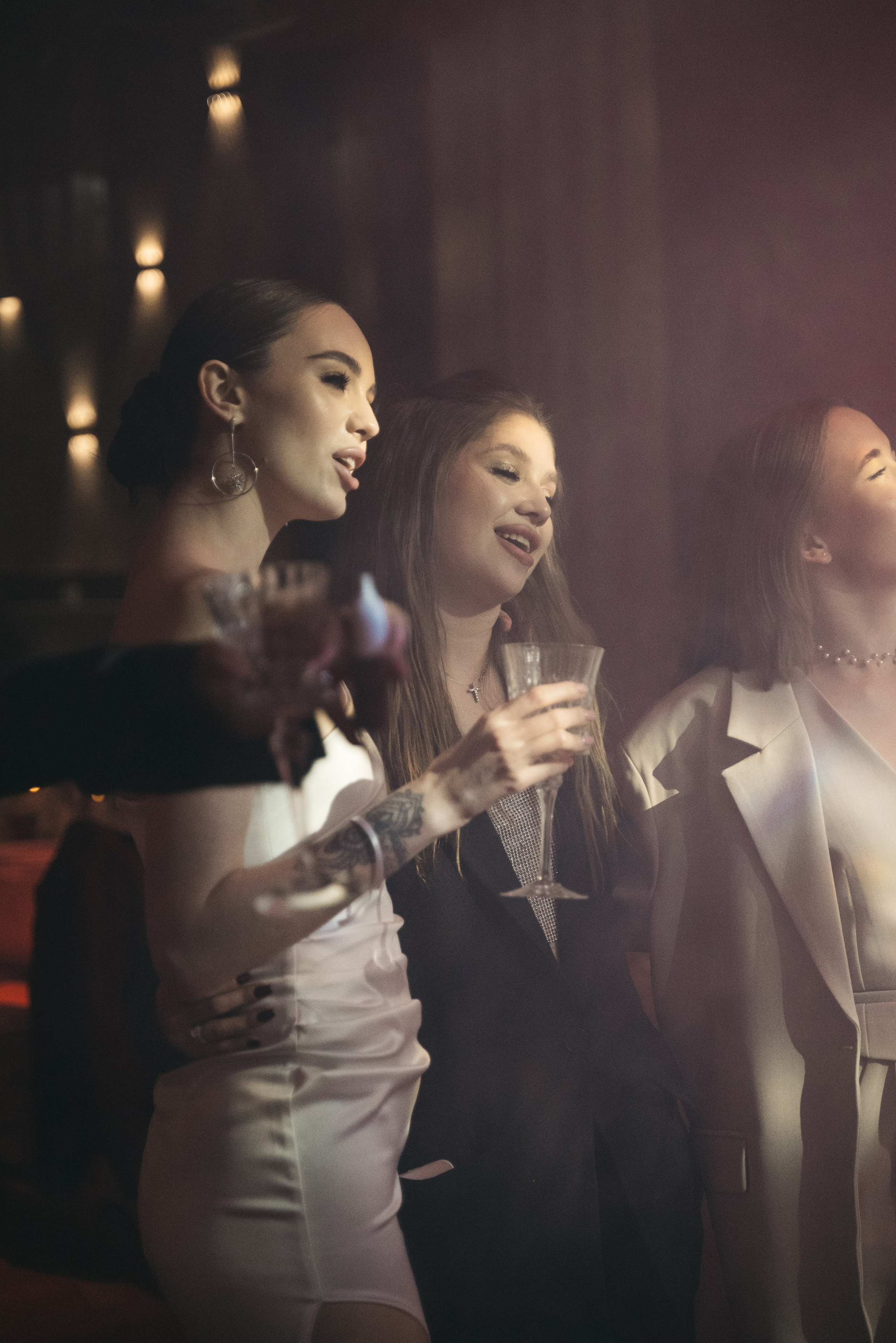 WhiteRoom Pre-wedding. Репортажный и свадебный фотограф в Сургуте