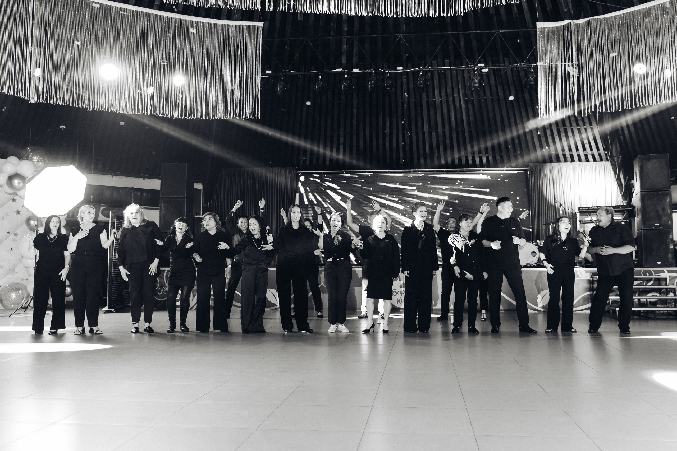 Выпускной вечер. 49 школа. Баран на корове. Свадебный и семейный фотограф в Улан-Удэ