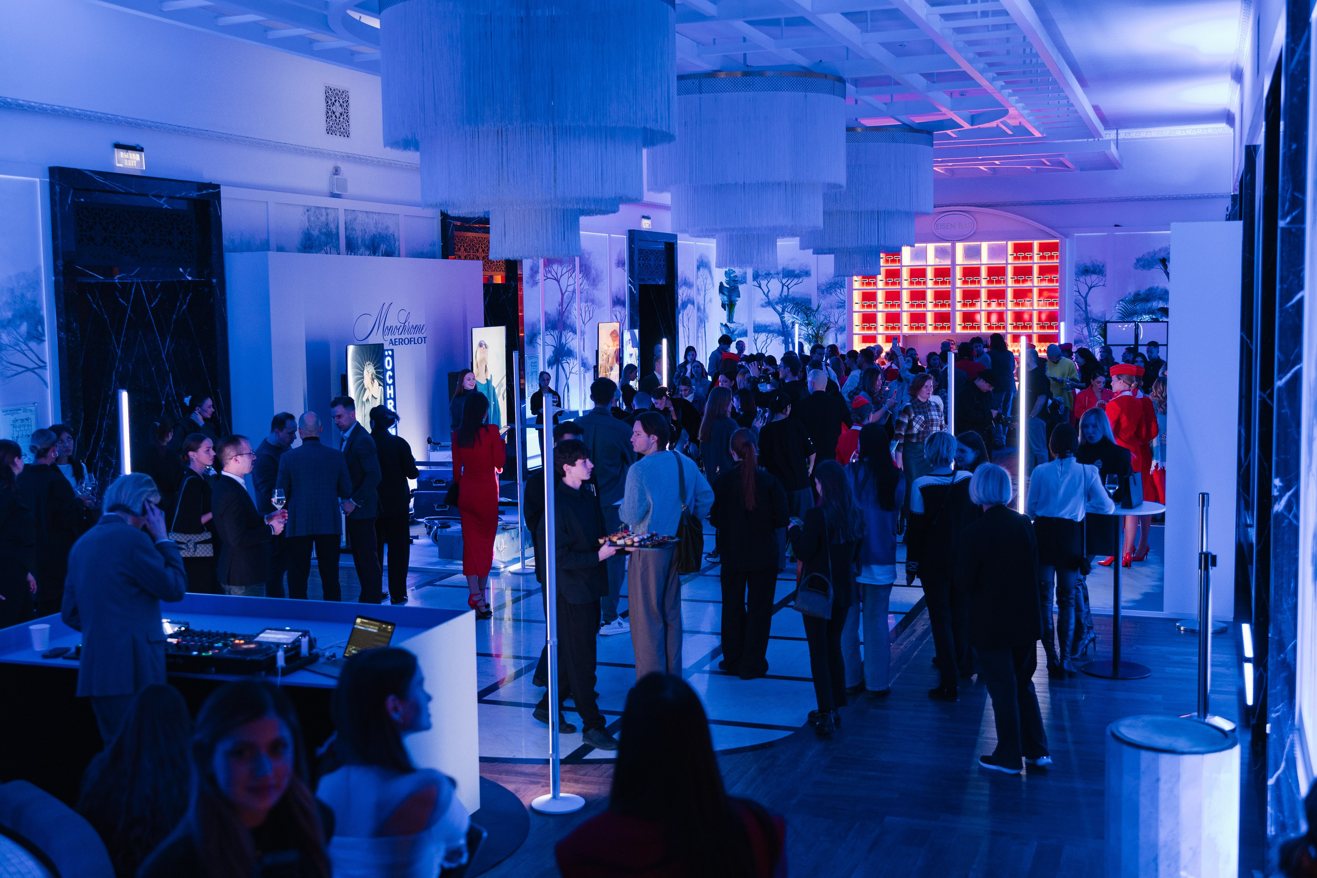 Monochrome x Aeroflot. Фотограф Олег Коровяков