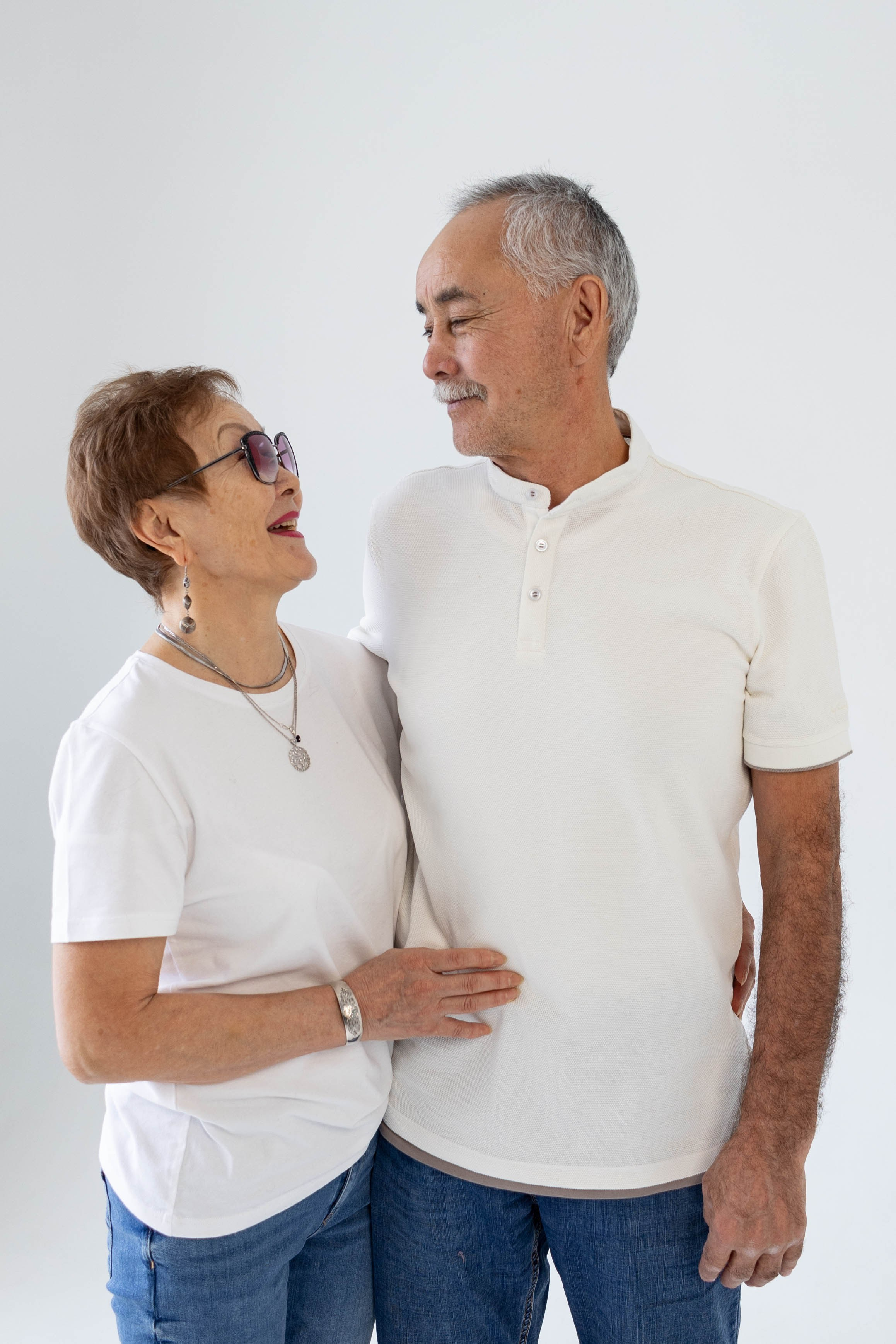 Студийная фотосессия. Фотограф в Астане, индивидуальная, семейная, домашняя фотосессия