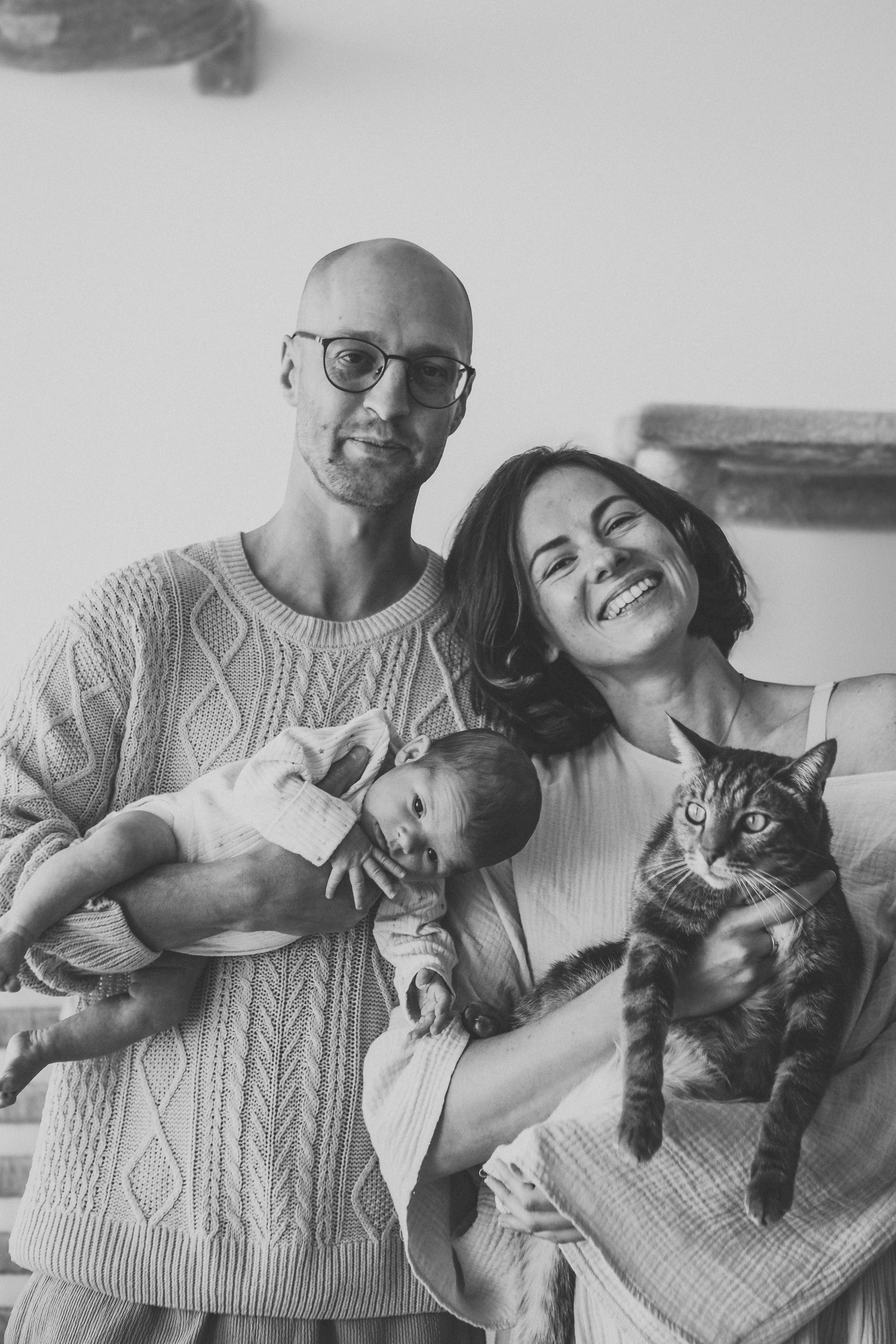 Kira + Katya & Igor. Portrait, family and pet photographer in Cyprus, Ksenia Bourdelle