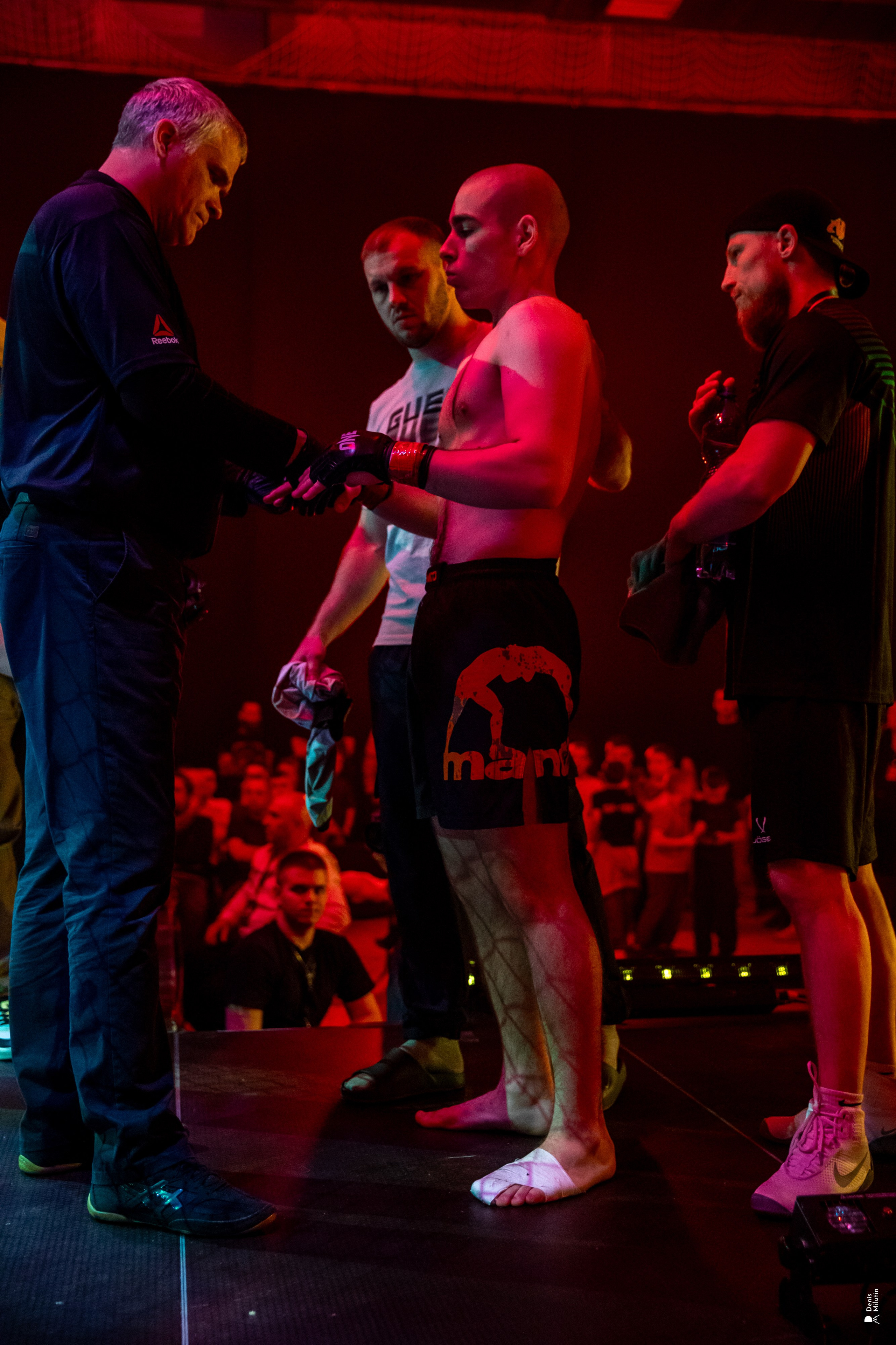 Бои в клетке «Северный Воин». Портретный фотограф Денис Милютин