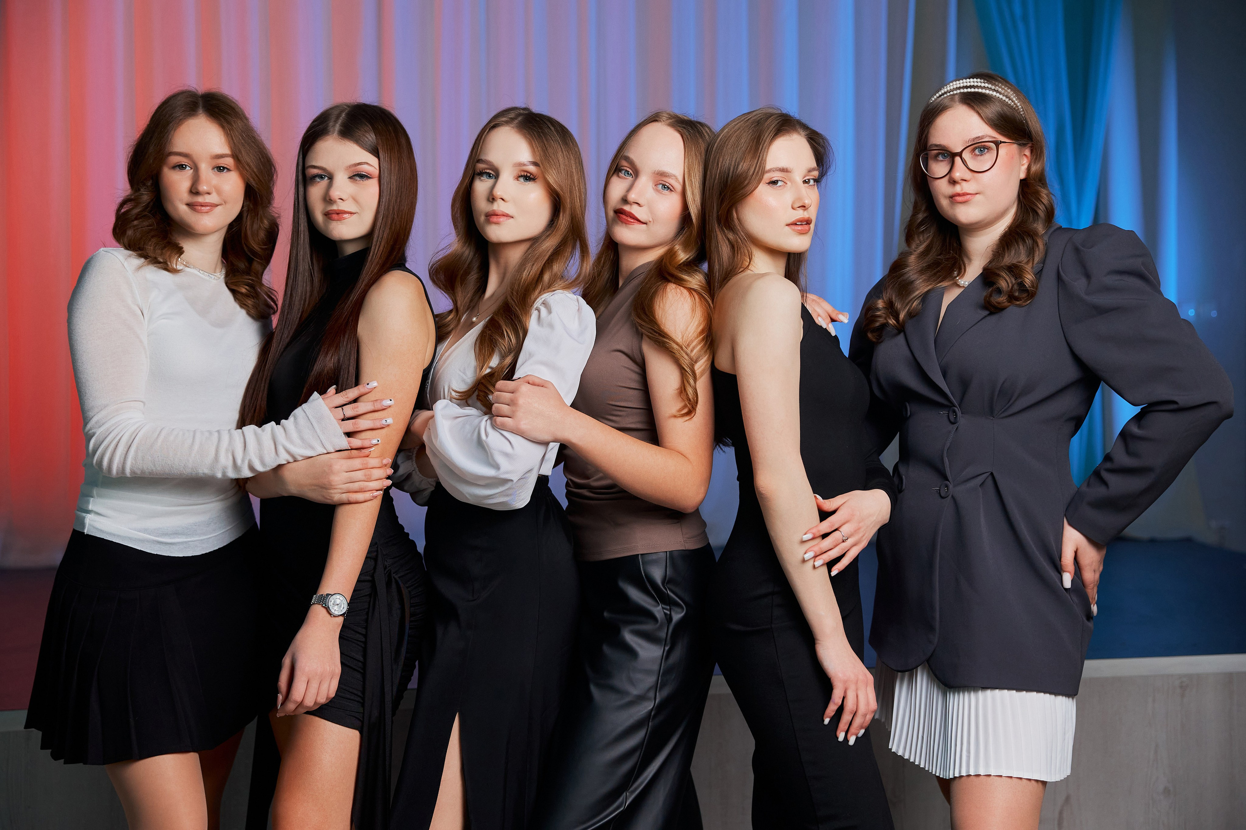 9 — 11 классы. Выпускные альбомы в Рыбинске и Ярославле