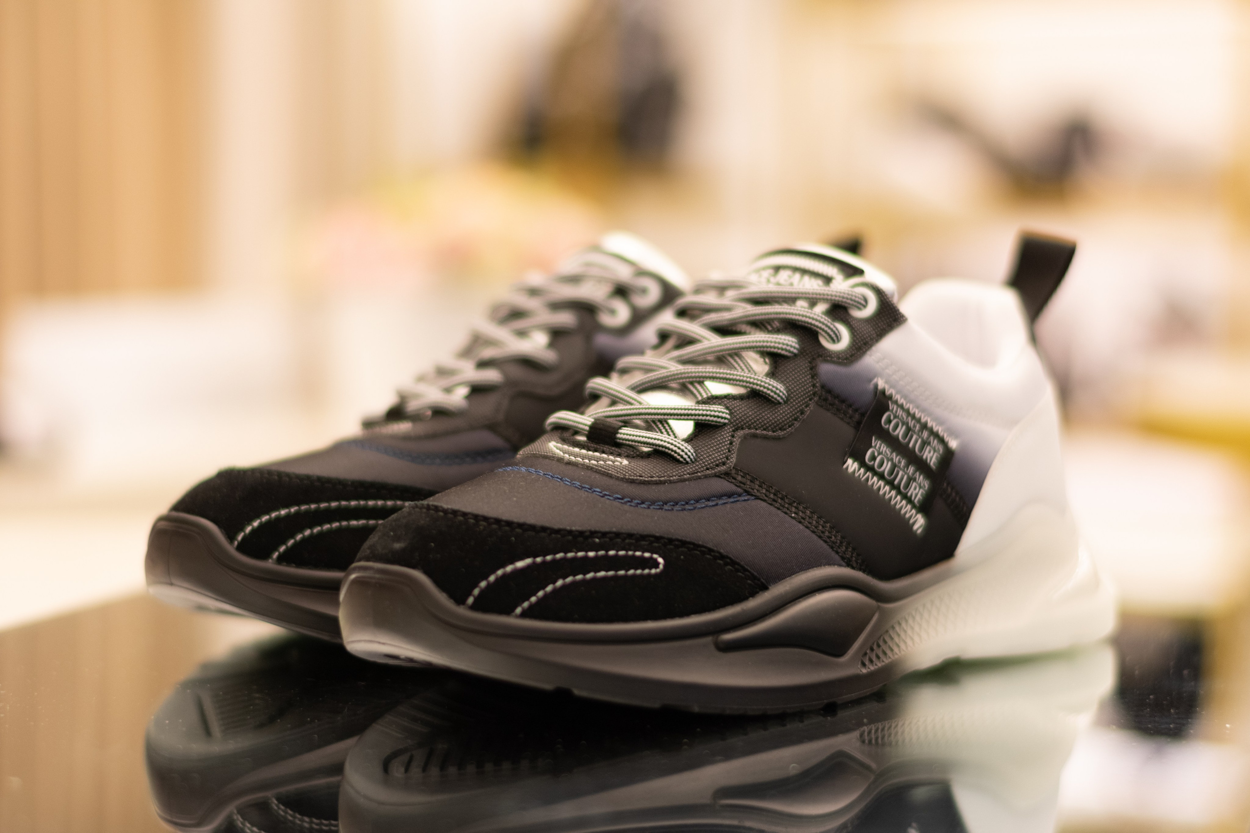 Для организаций. Предметная фотосессия для обувного магазина Capsula. Фотограф/видеограф Богдан Голованов