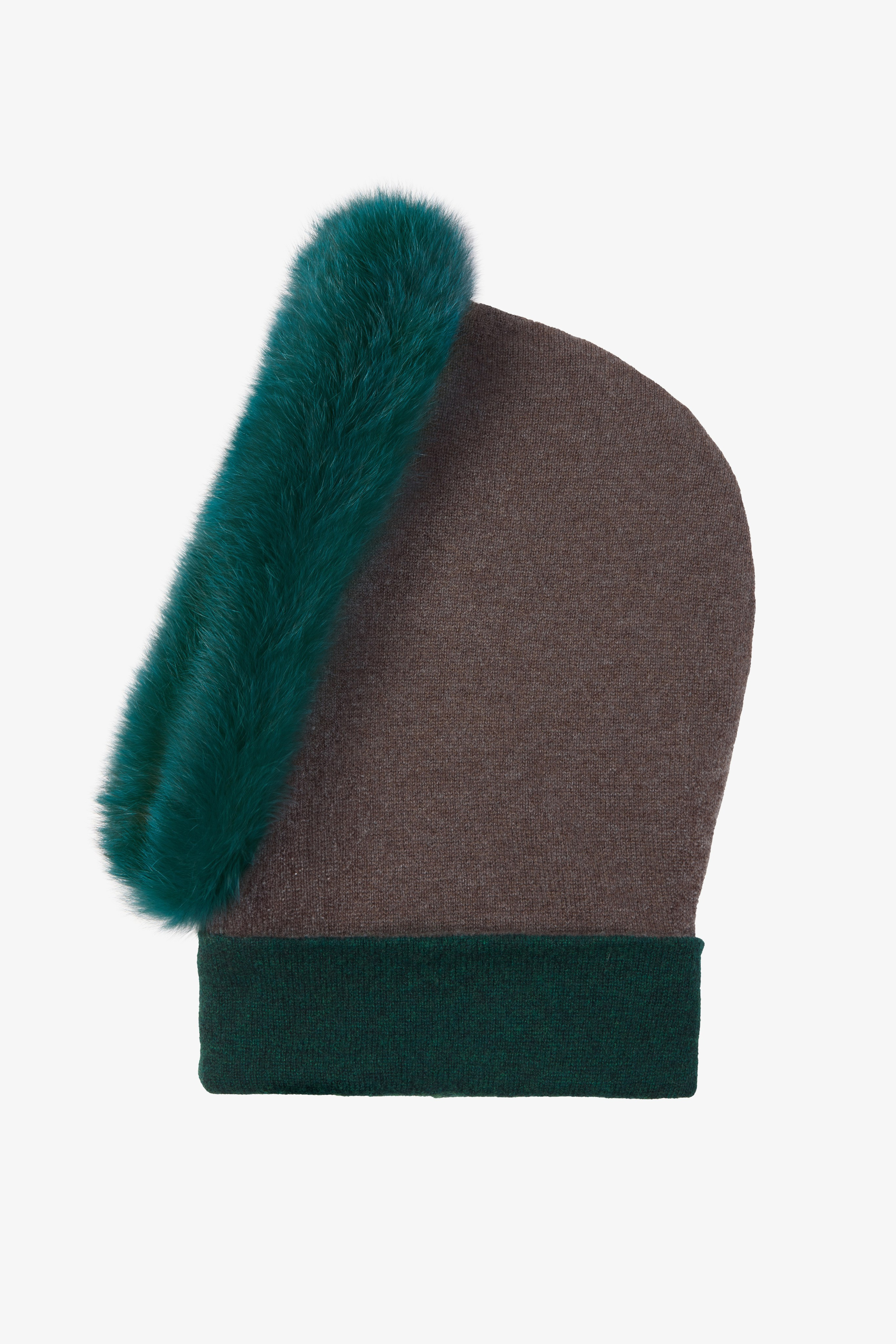 Ретушь фотографий шарфов, головных уборов и поясов | Студия SVITHART