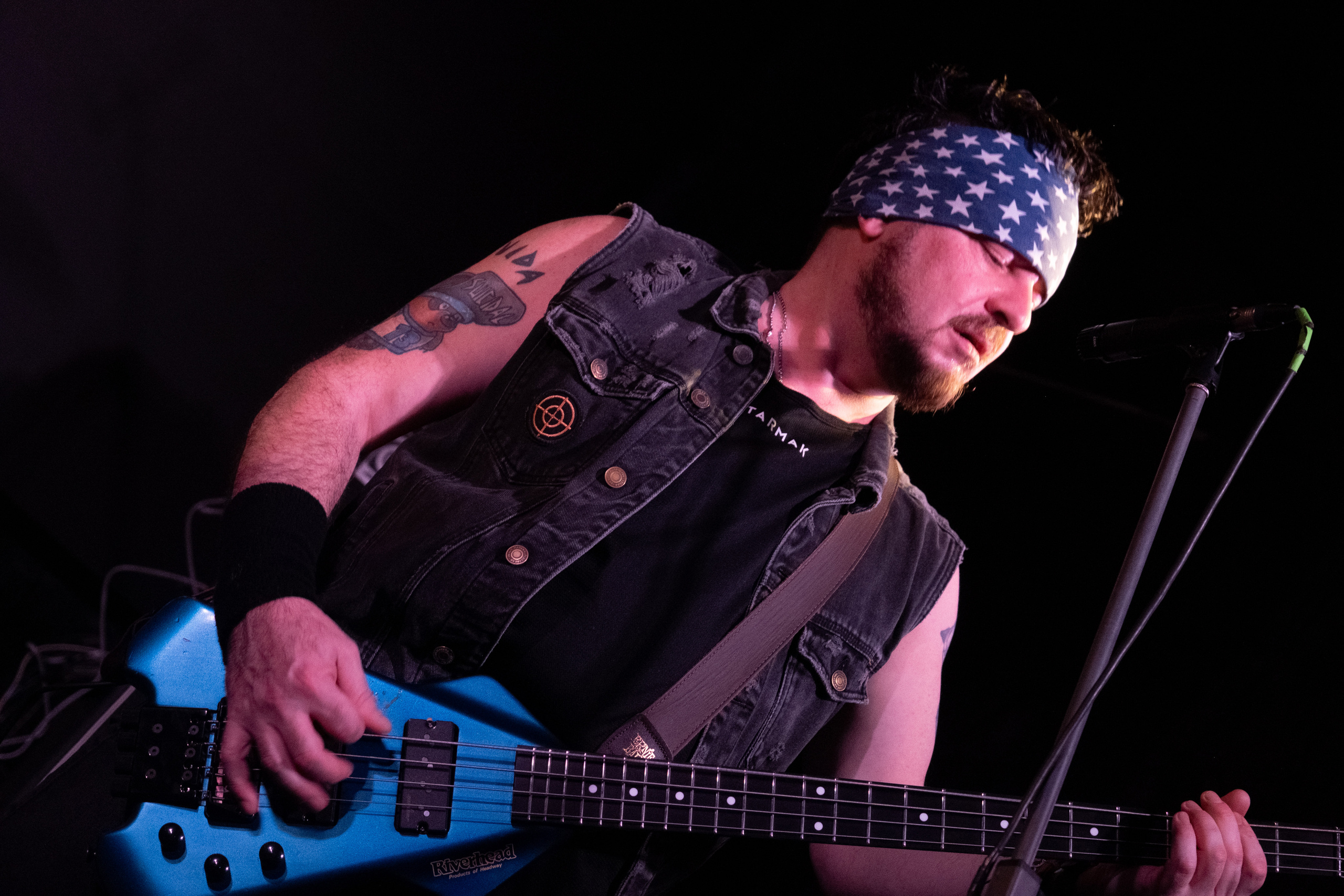 — Чёрный Обелиск —. Репортажный фотограф в Санкт-Петербурге Максим Варбулайнен