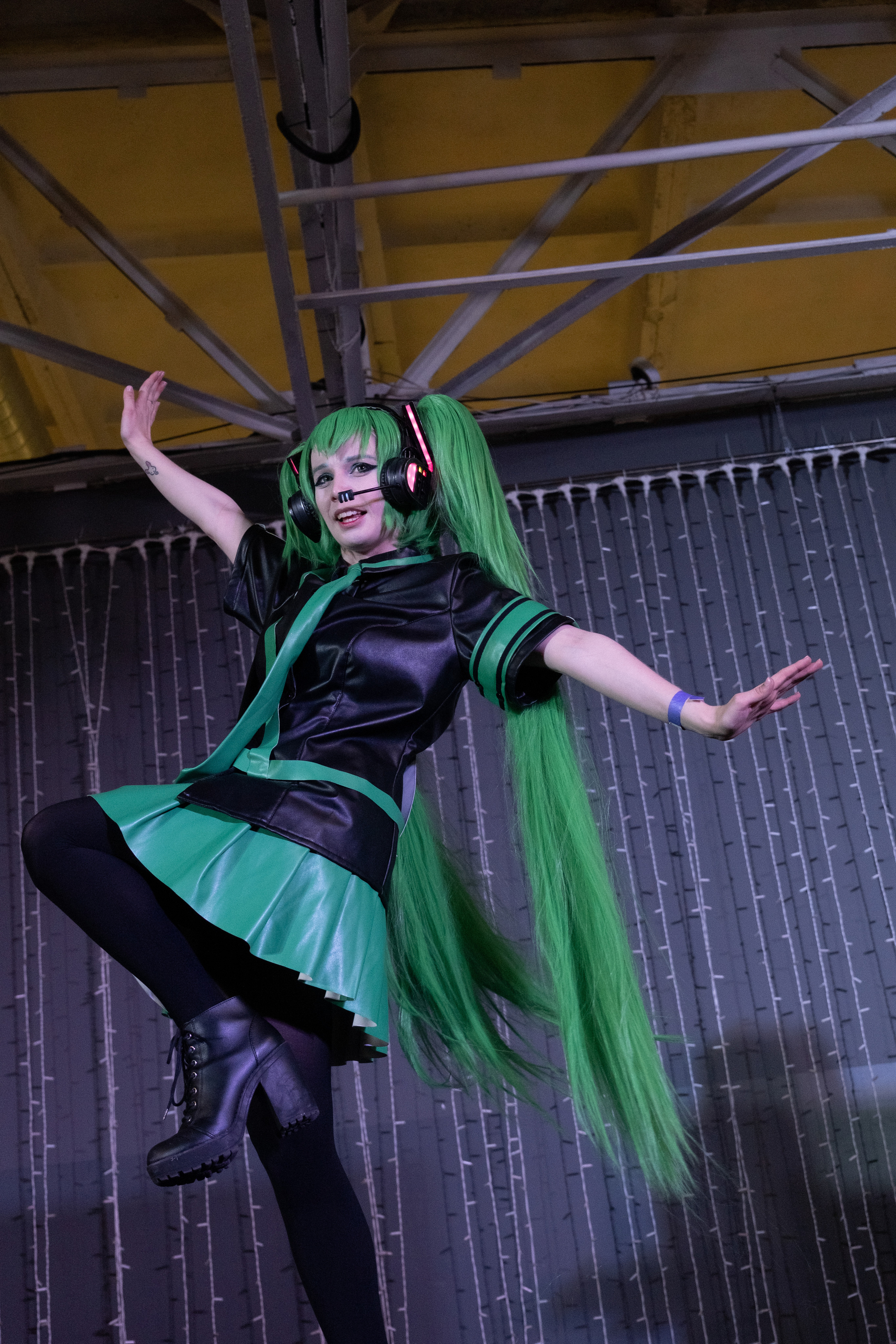 Kanon Fest — проект от двух блогеров миллионников. Репортажный фотограф в Санкт-Петербурге Максим Варбулайнен