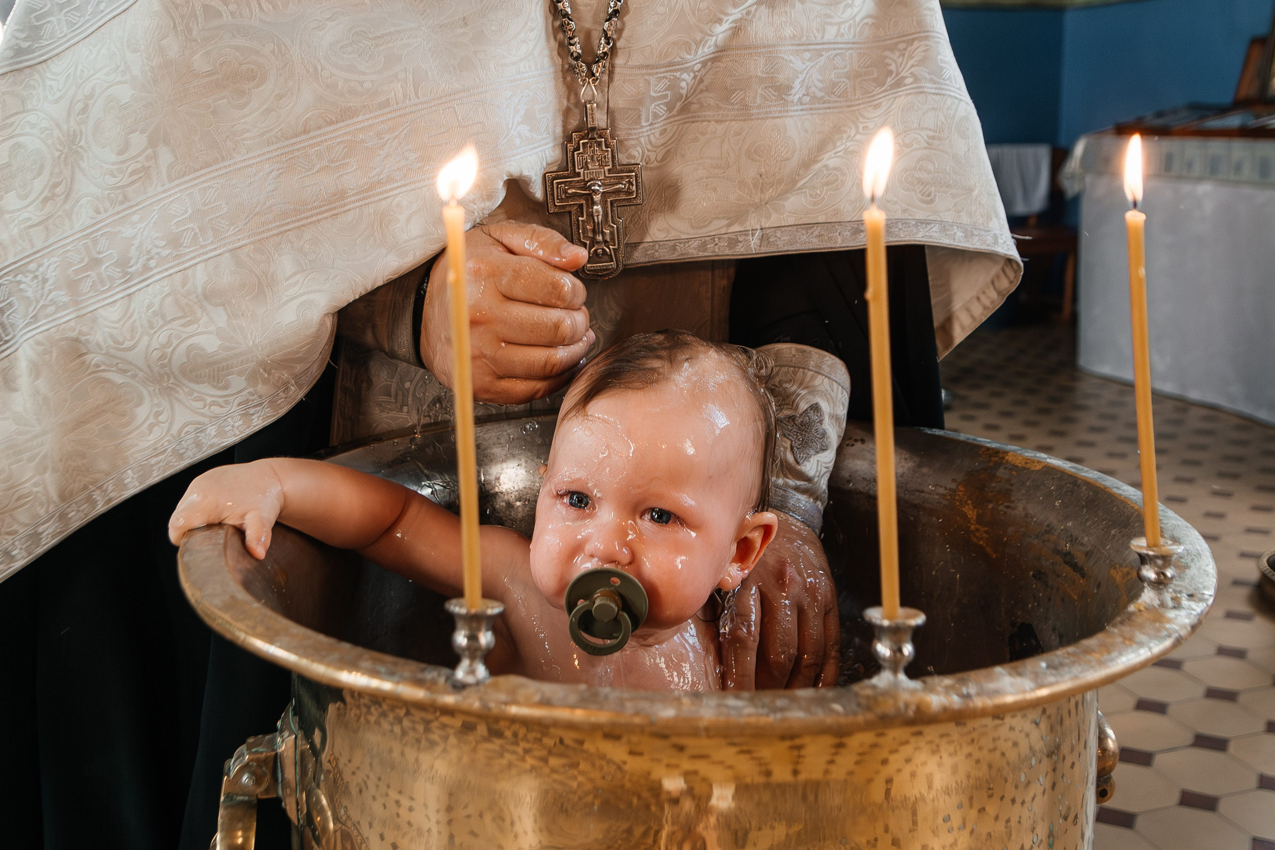 Фотосессия крещения Лукьяна в Обуховке. Семейный и детский фотограф Кущ Наташа