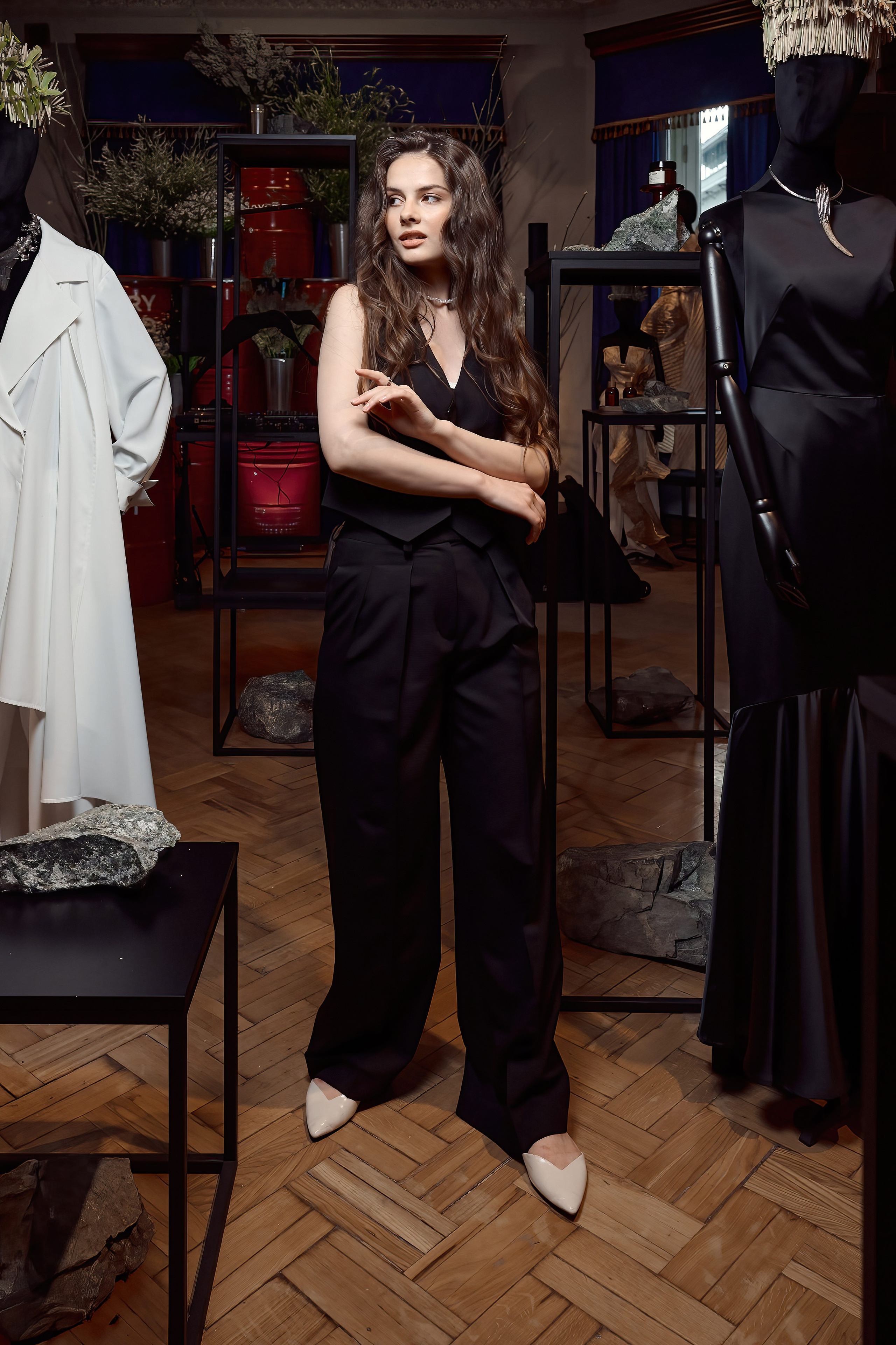 FHUB.2023. Дима Бабушкин. Фотограф. Подиум. Репортаж. Творчество. Дорого