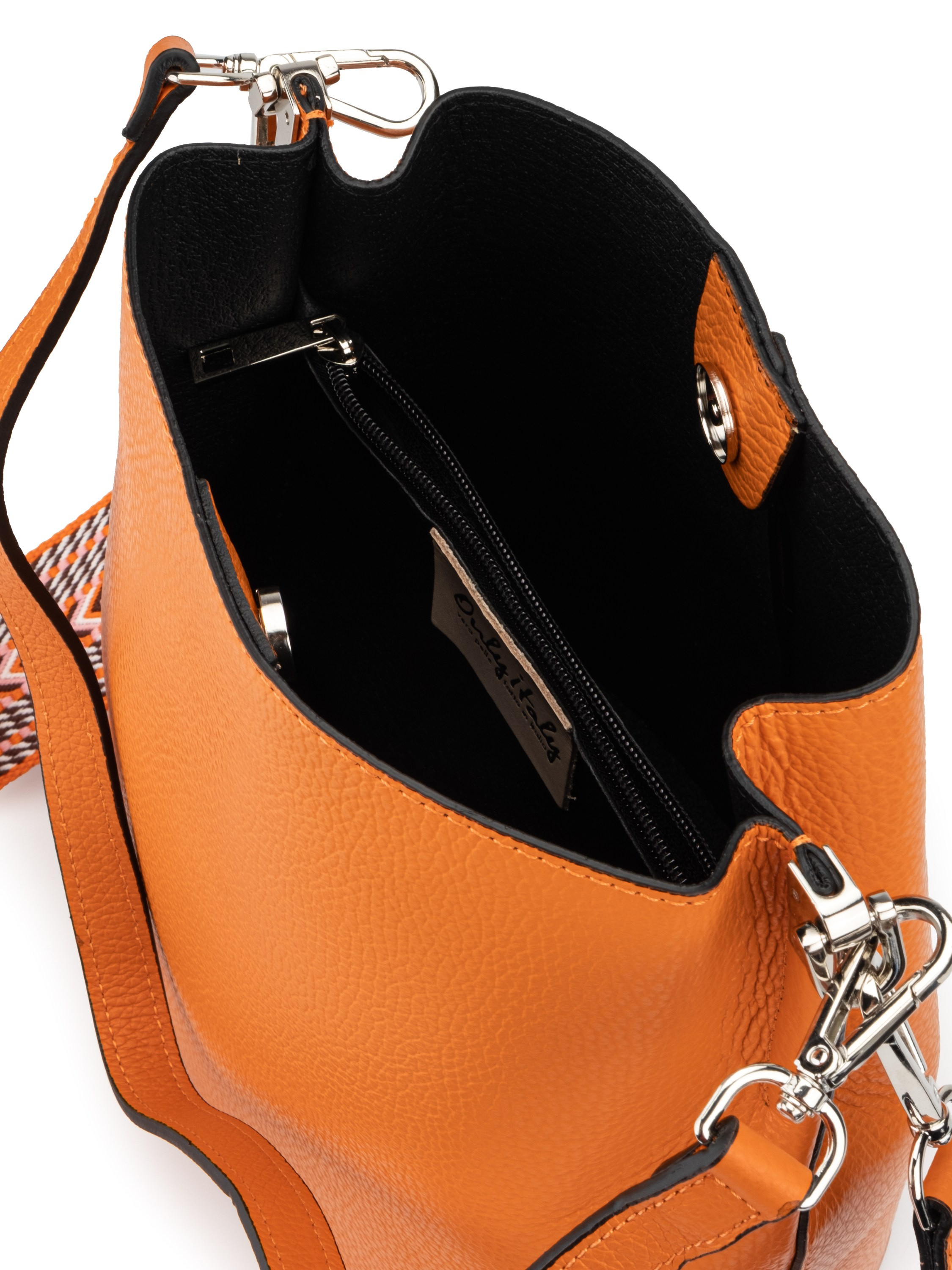 Предметная съёмка для маркетплейсов | Сумки. Предметный фотограф в Симферополе Антон Катунин