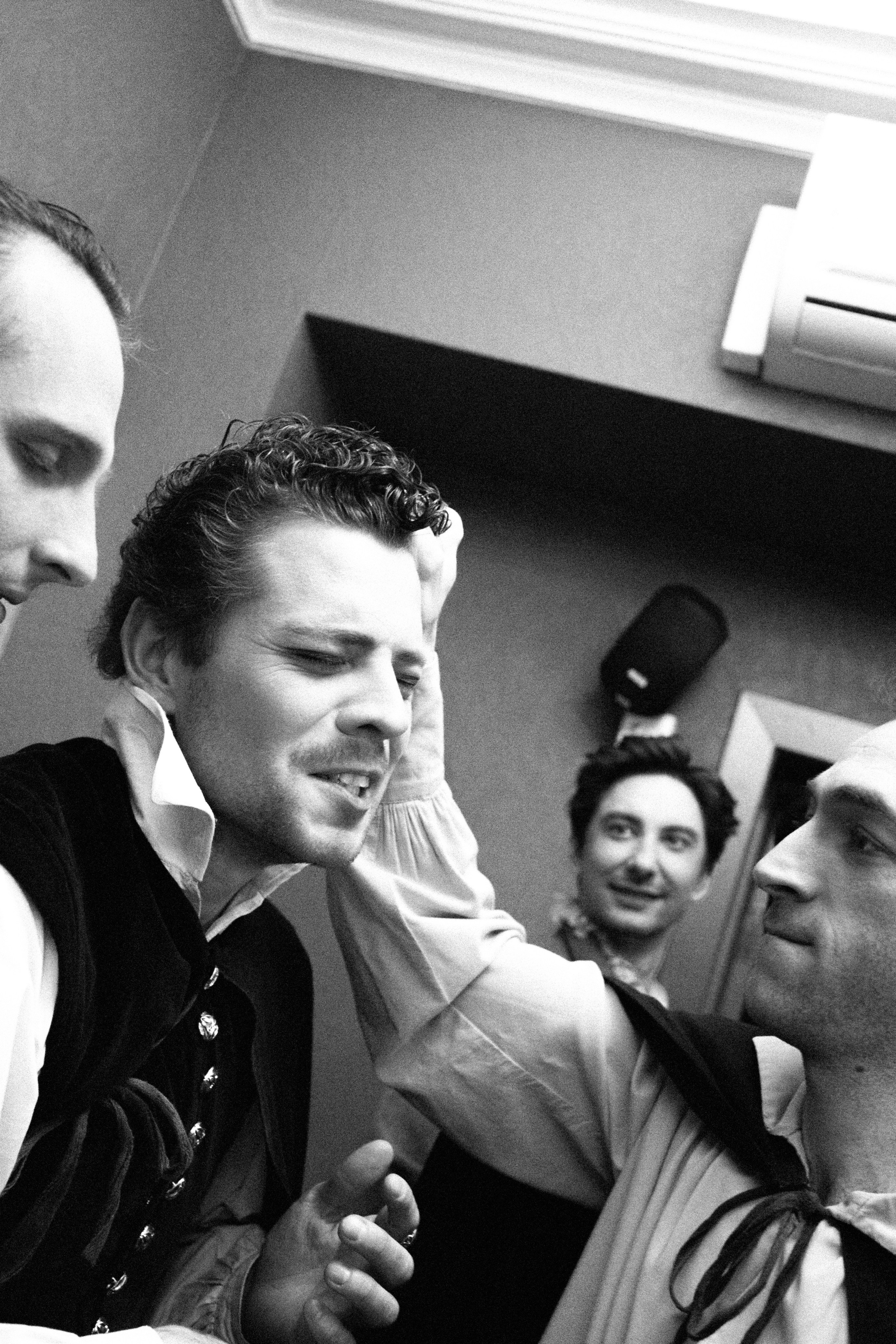 Theatre backstages. Portrait and backstage photographer Nina Crane