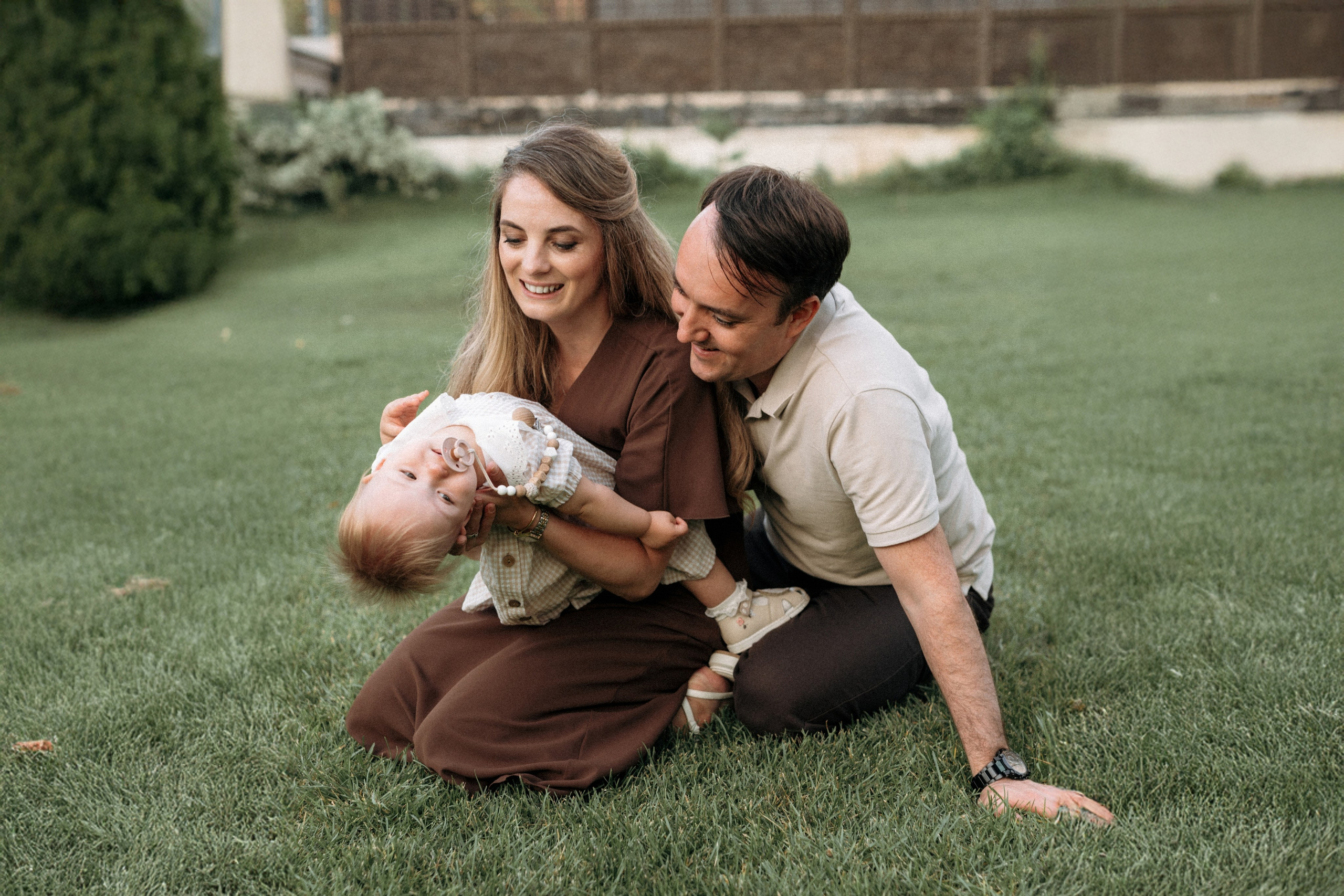 Семейная фотосессия на берегу реки для Миши, Тани, Сони и Таи. Свадебный фотограф в Тамбове Павел Четвертков