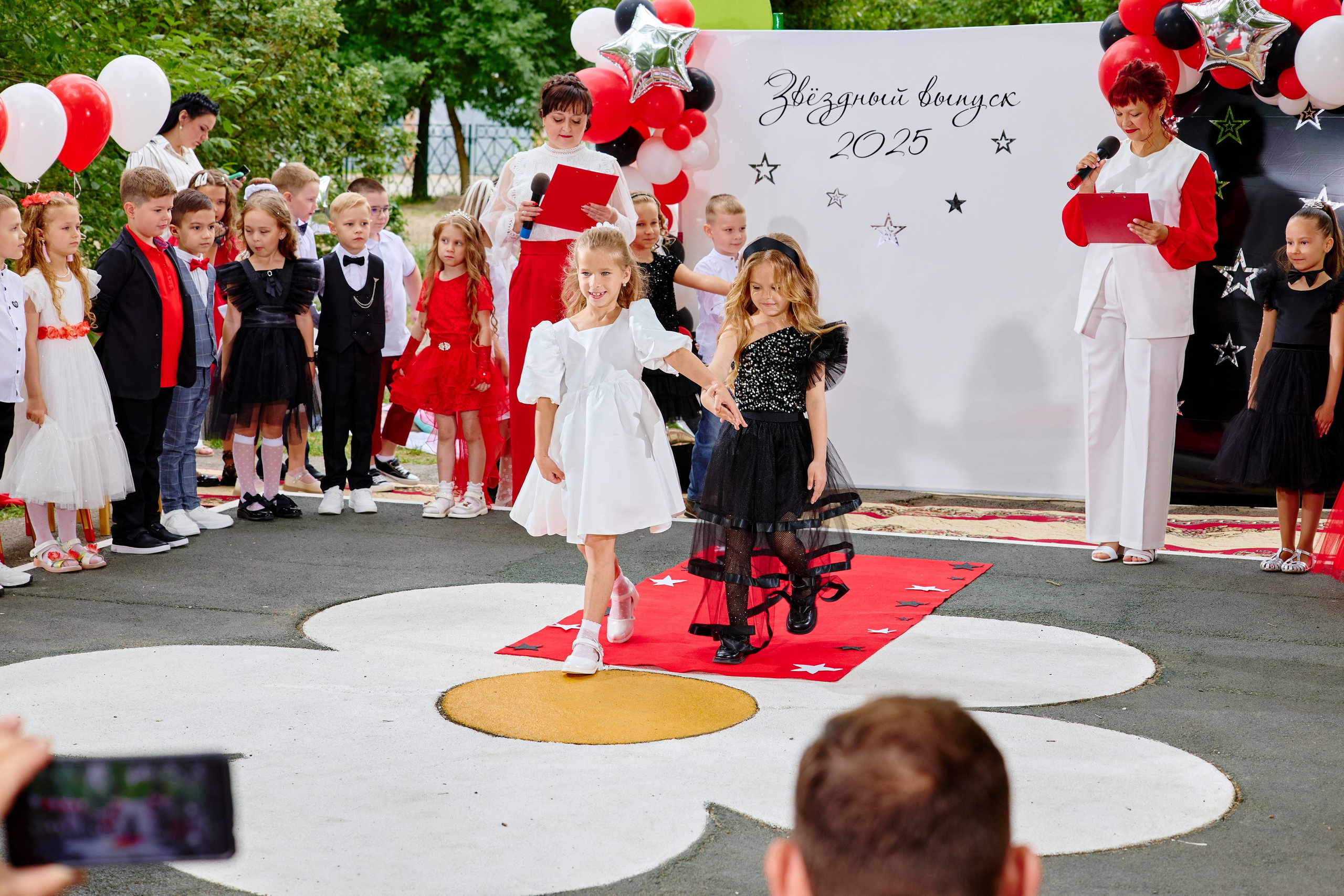 Выпускной 45 сад. Фотограф Выпускные альбомы Таганрог Сергей Коробченко