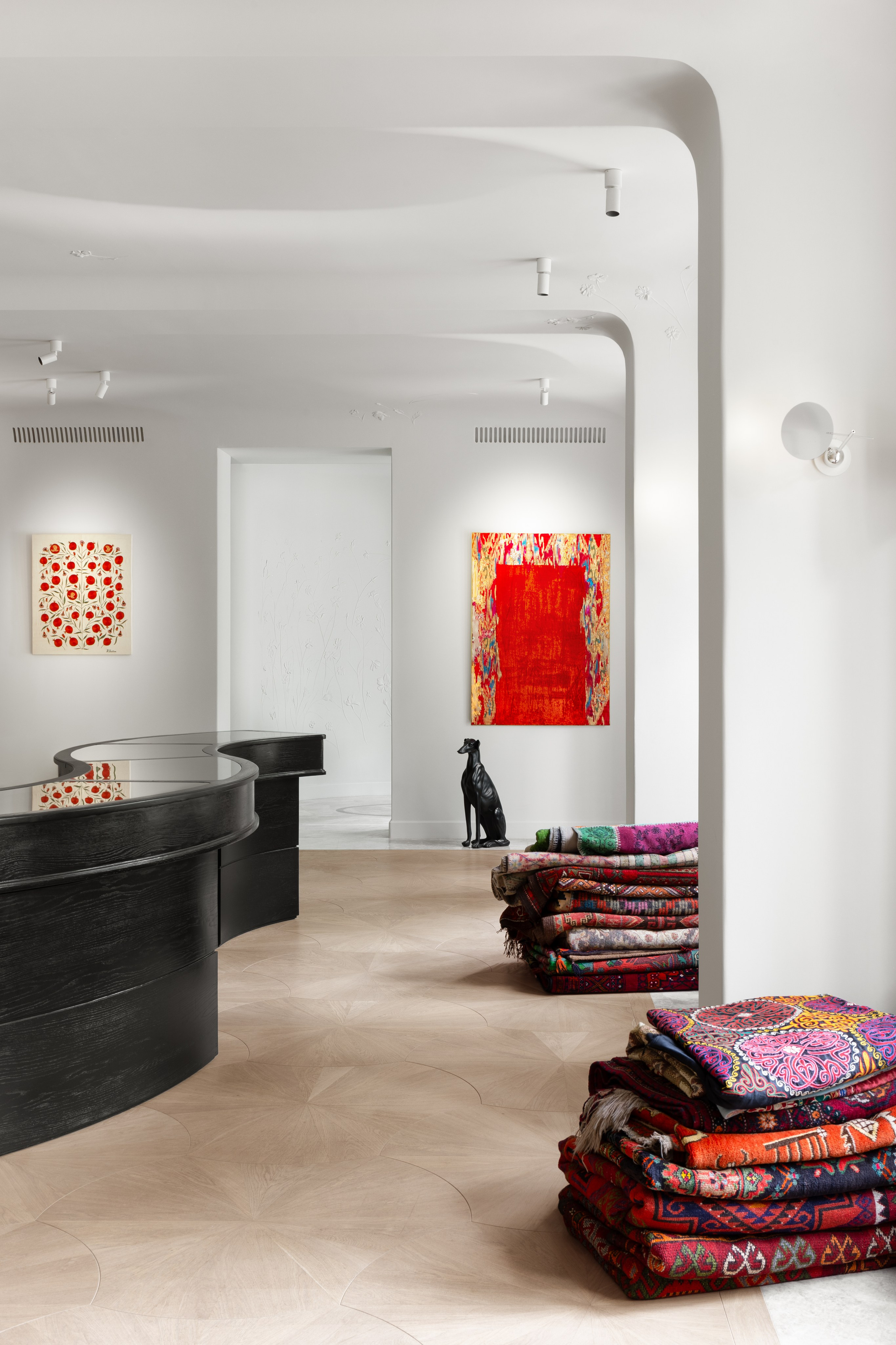 Korkem Experience Store & Gourmet. Roman Yakunin — interior photographer in Almaty, Kazakhstan