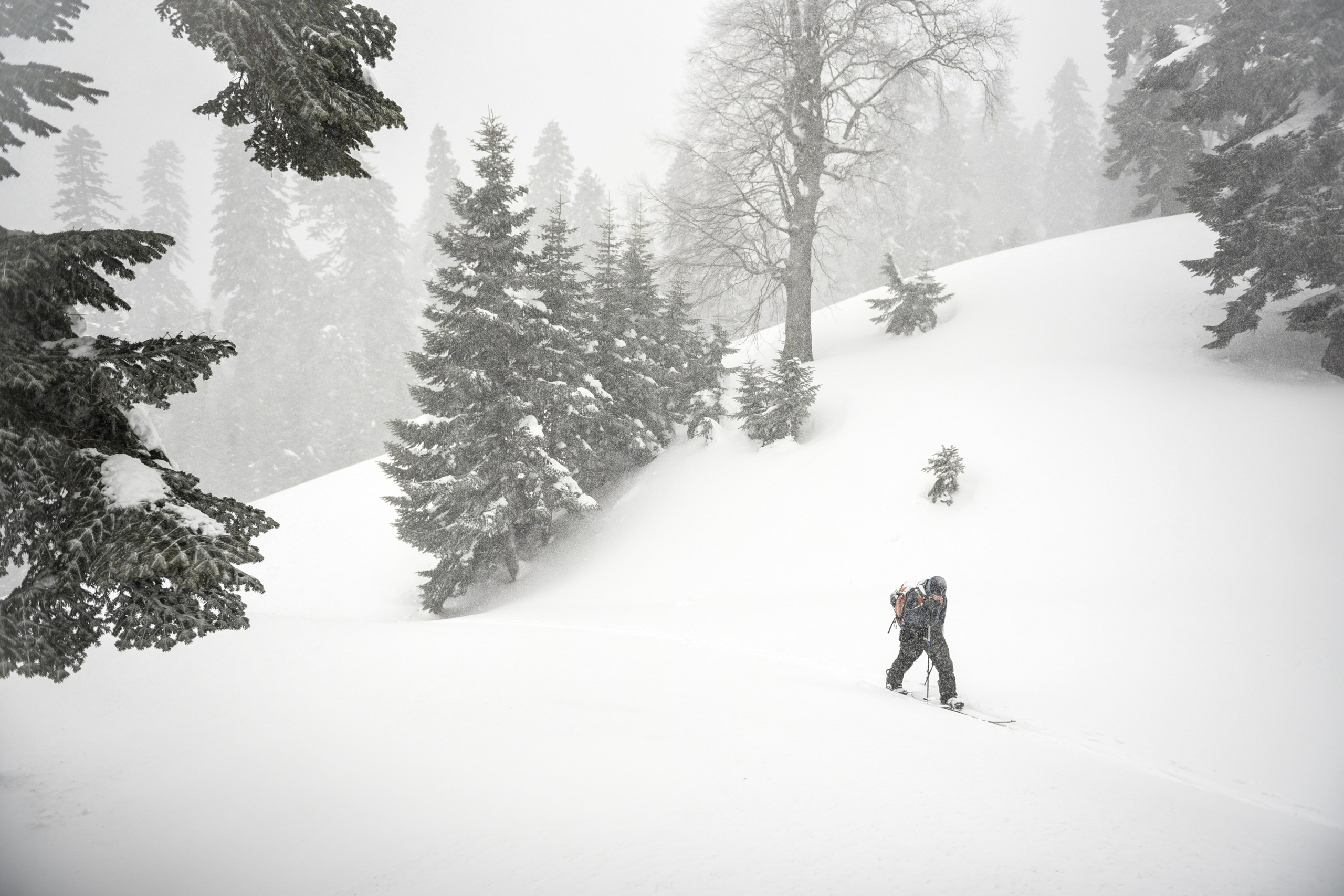 Skitouring. Anastasia Serdyuk, travel photographer, travel photo, portraits, stories, fineart prints