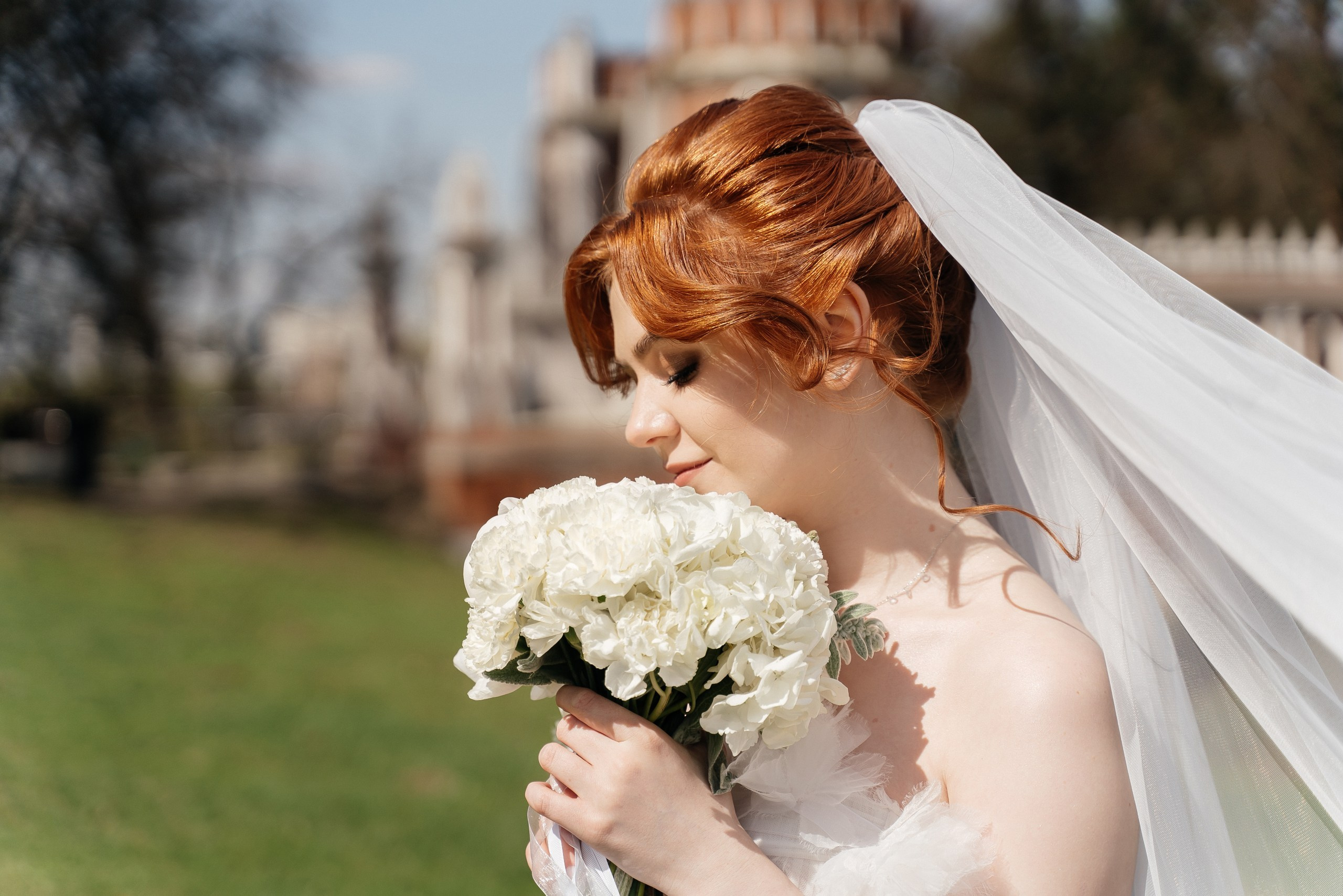 Свадебная фотосессия в Царицыно. Свадебный фотограф в Дмитрове