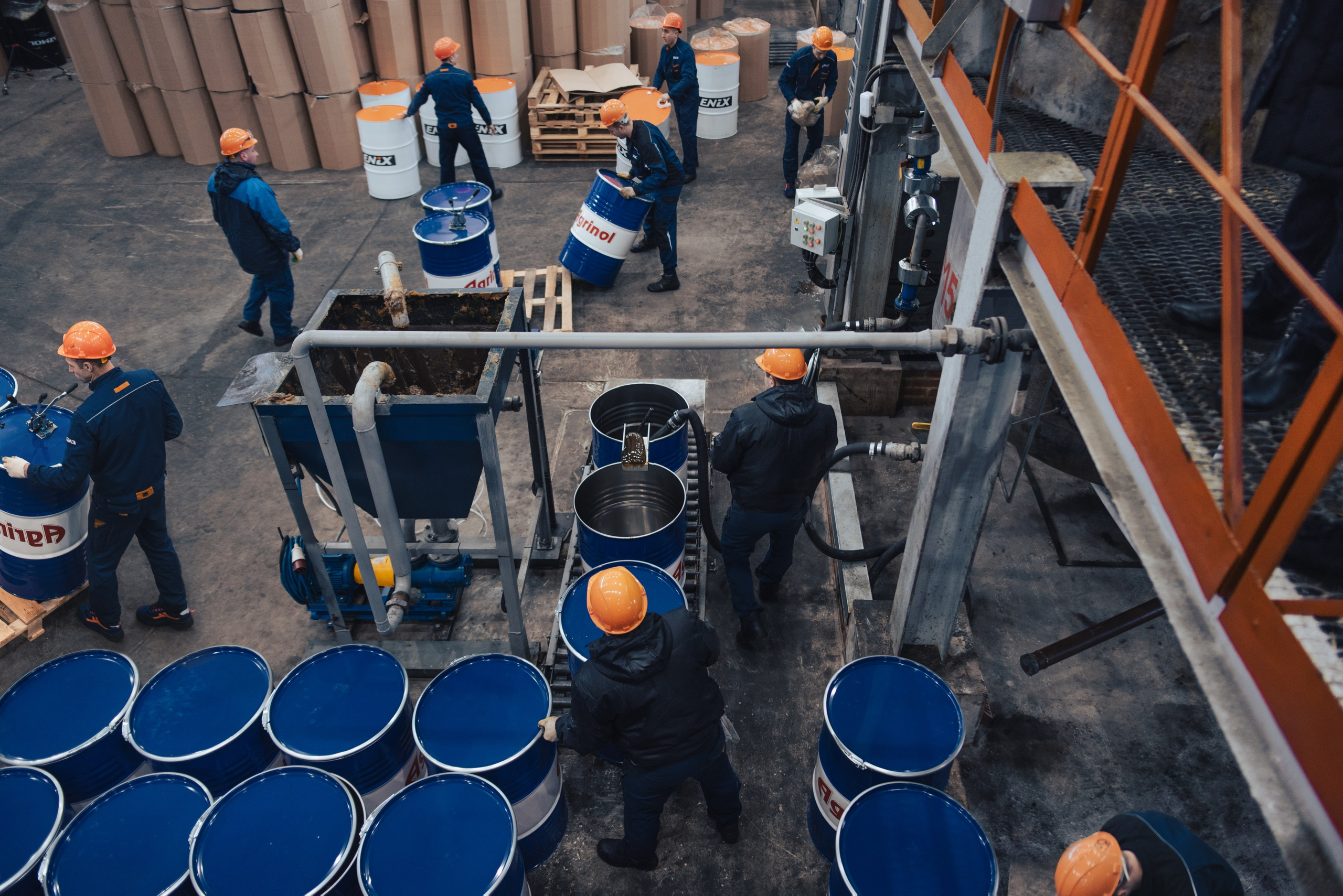 Промышленная фотосессия в Туле, фотограф на производство Женя Смокина