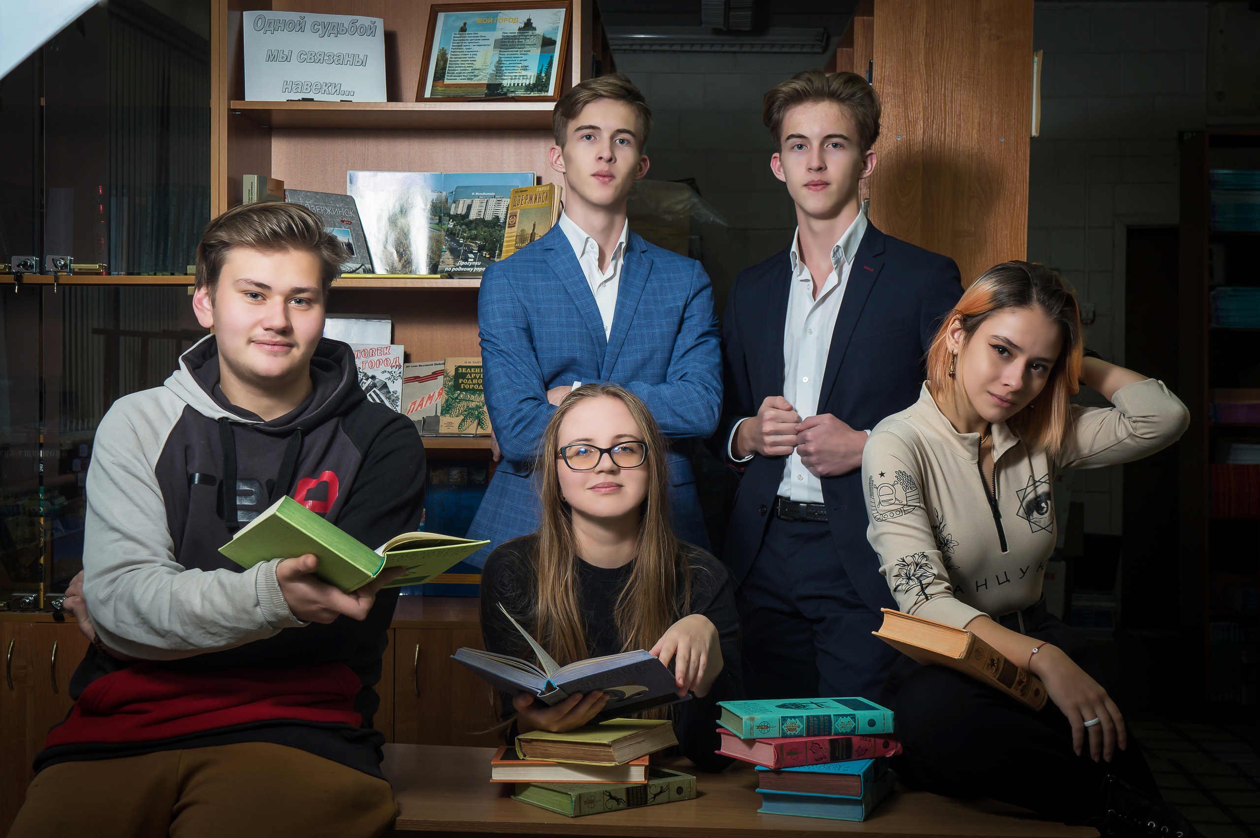 Школа № 22 11"А». Фотосъемка в детском саду и школе. Фотоальбомы и фотокниги ВЫПУСКНИК