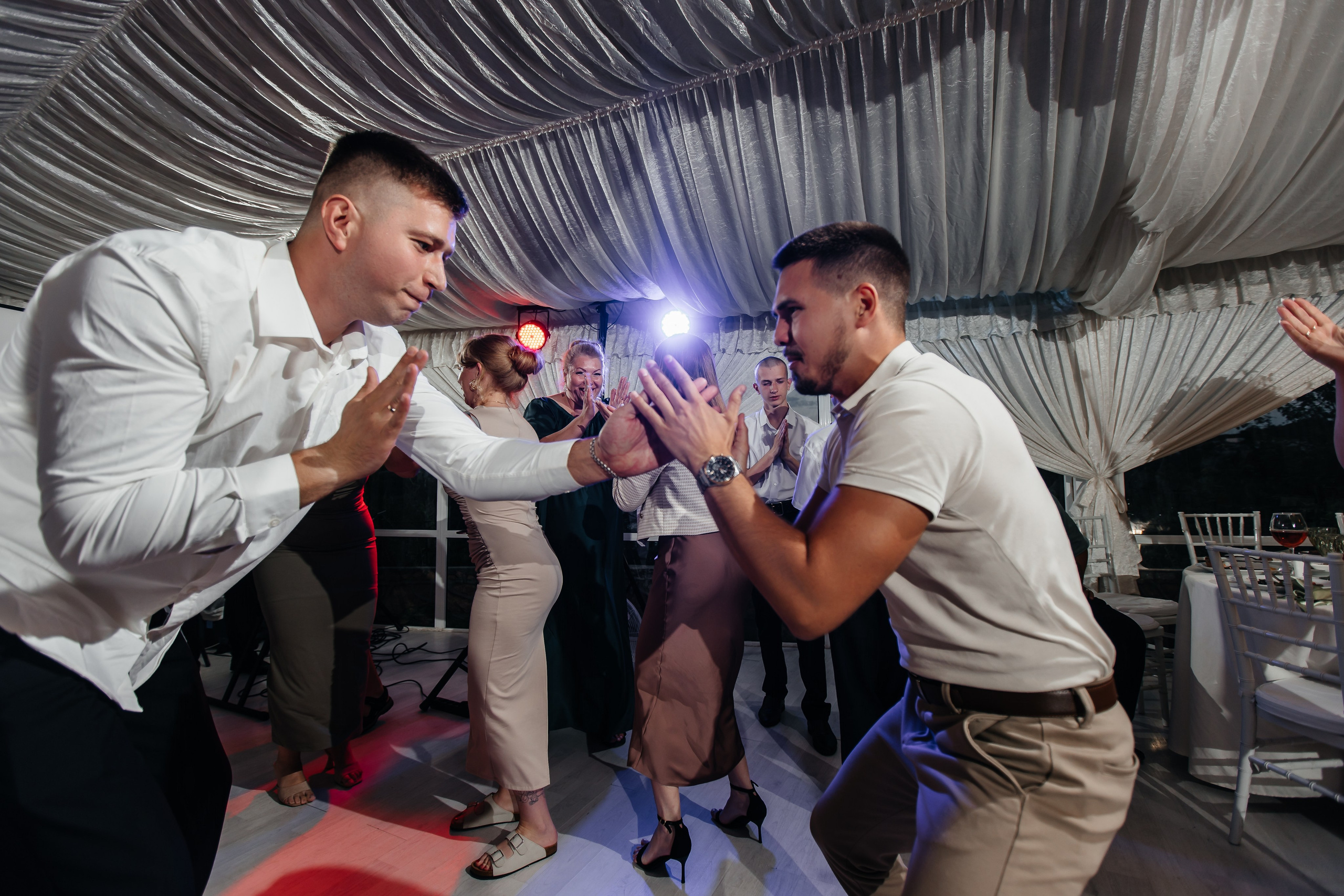 Анонс свадьбы Юлии и Игоря. Городская лавстори в Севастополе. Свадебный фотограф в Крыму и Севастополе Ольга Баскакова