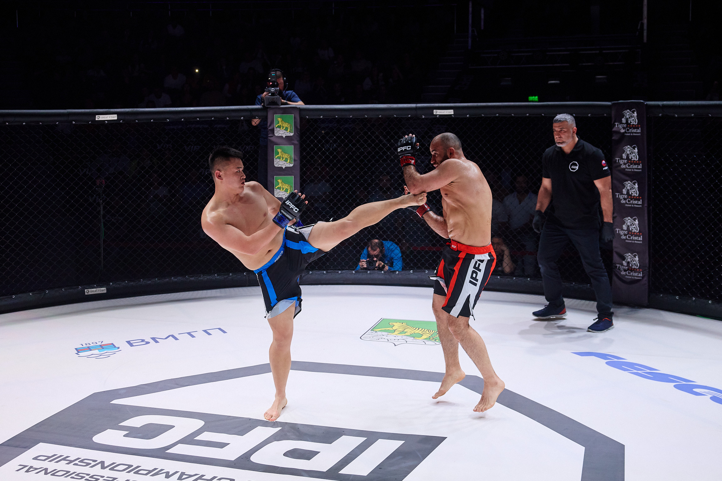 Фотограф спортивный репортаж Владивосток репортажная съёмка Приморский край фотосъёмка спорт