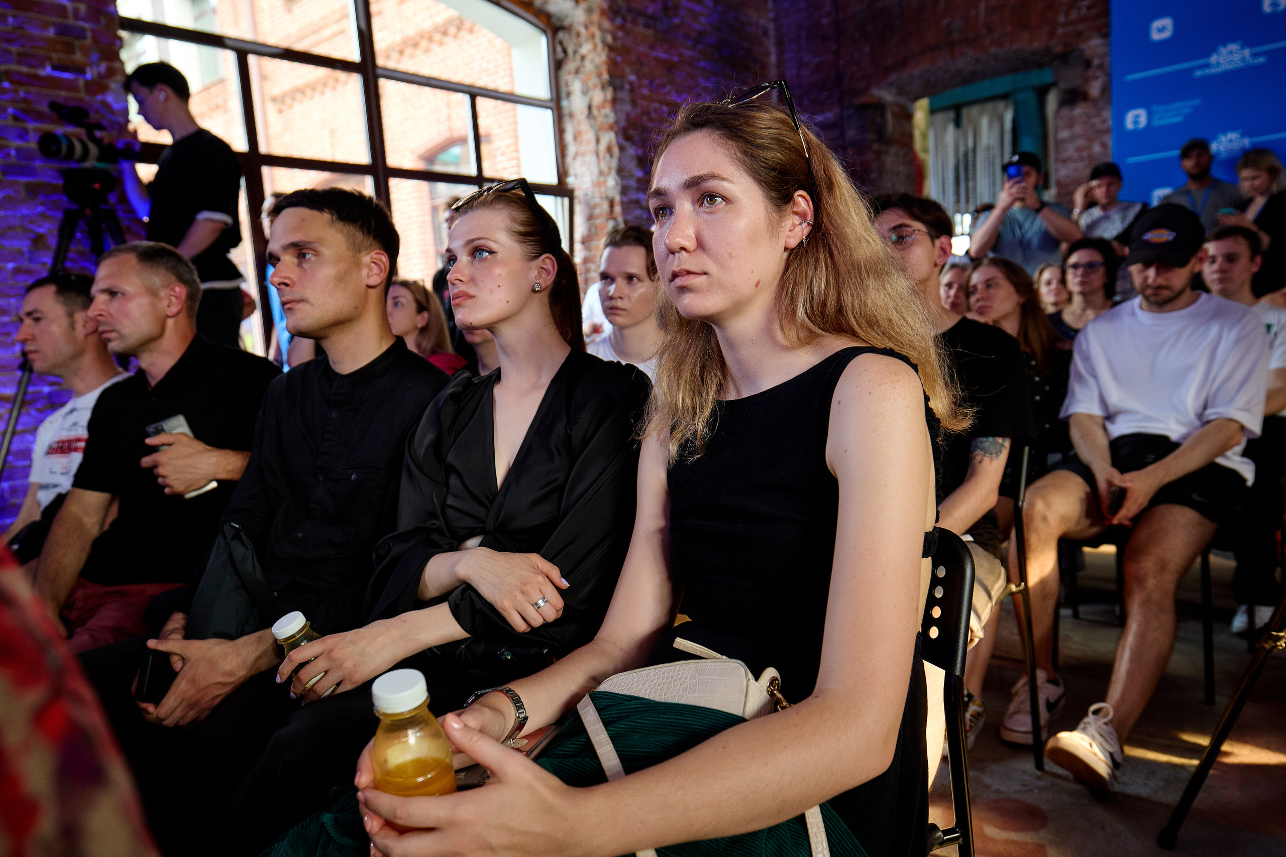 Фотограф репортаж Владивосток репортажная съёмка Приморский край фотосъёмка образование конференция форум